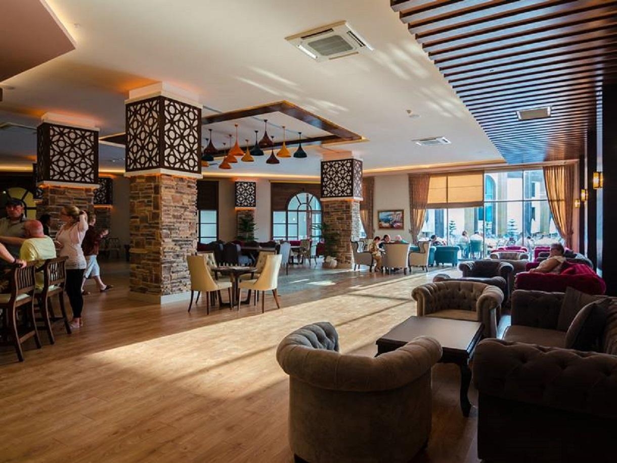 The Lumos Deluxe Resort & Spa12