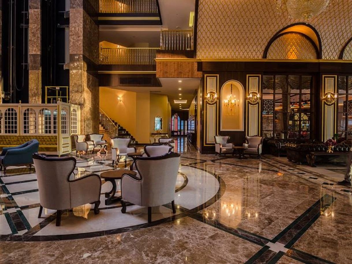 The Lumos Deluxe Resort & Spa5