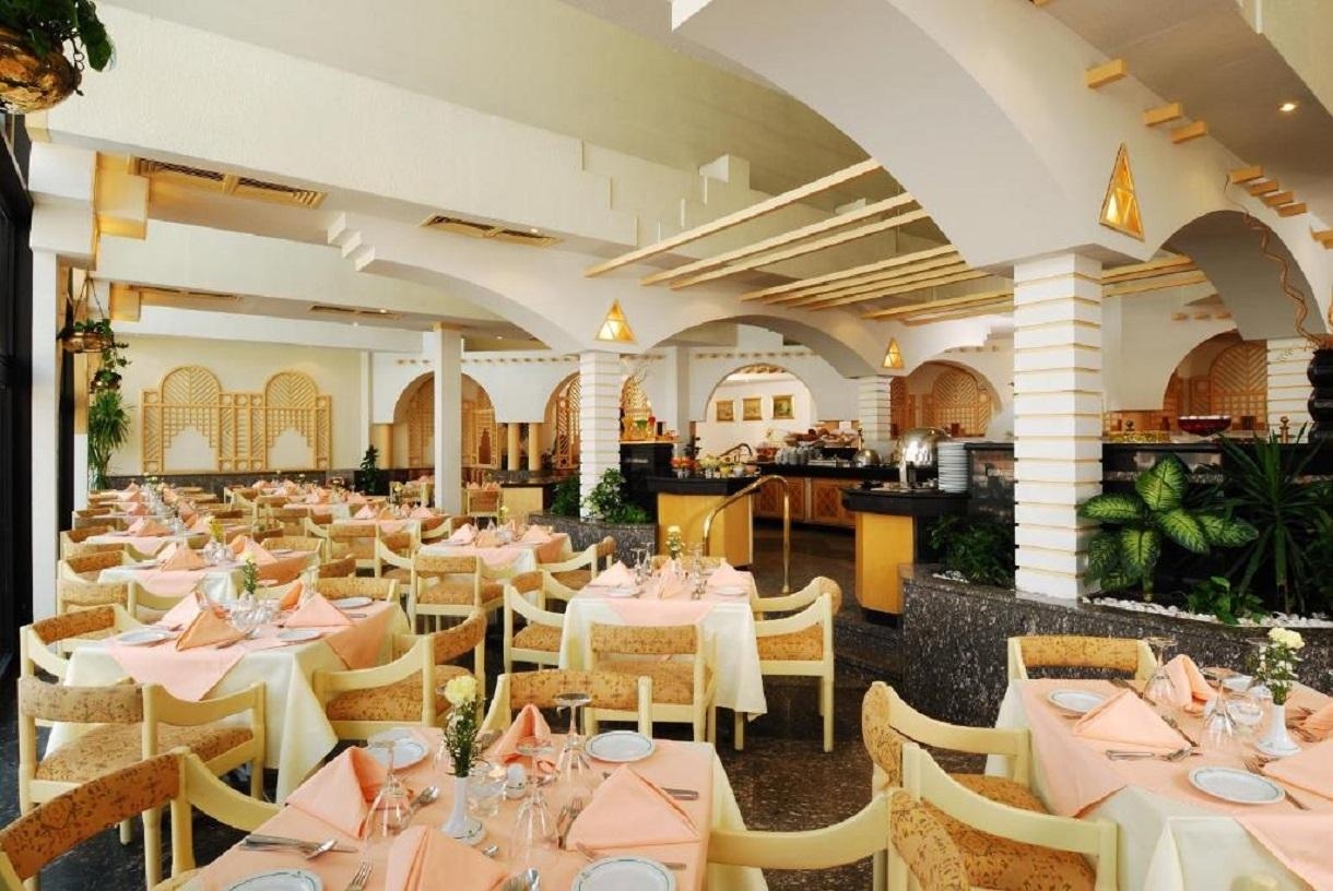 Pyramids Resort by Jaz (ex. Oasis) - Nílusi hajóút - Movenpick Resort Soma Bay12