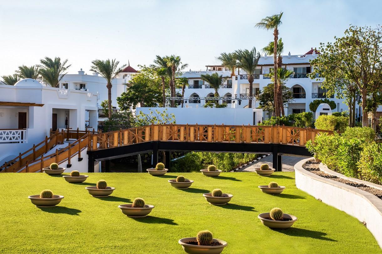 Kairó + Sunrise Remal Beach2