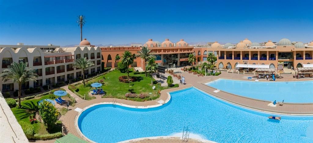 Kairó+Luxor+ Titanic Beach2