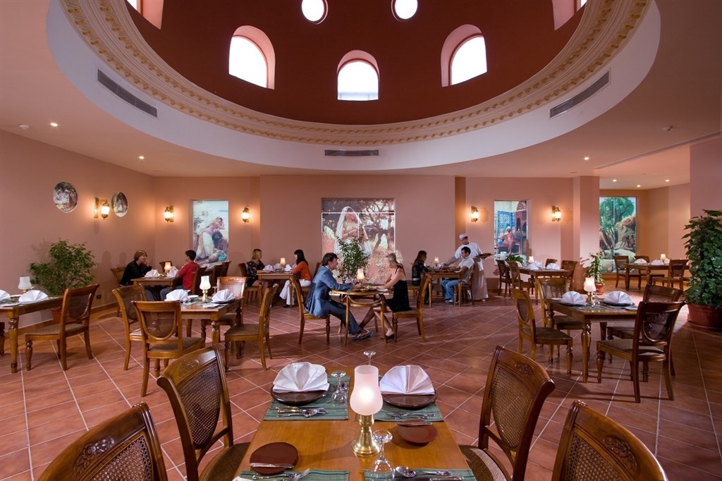 Kairó+Luxor+ Titanic Beach13