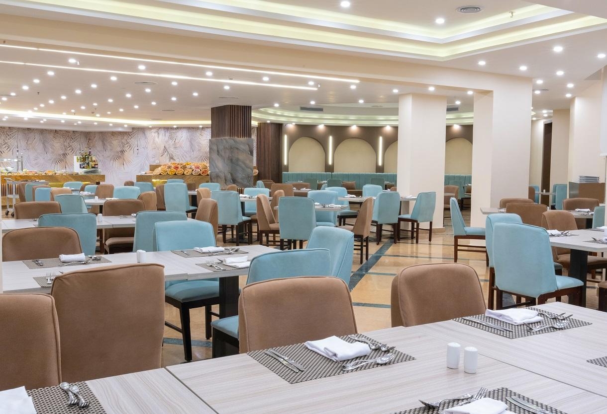 Kairó + Parrotel Beach Resort9