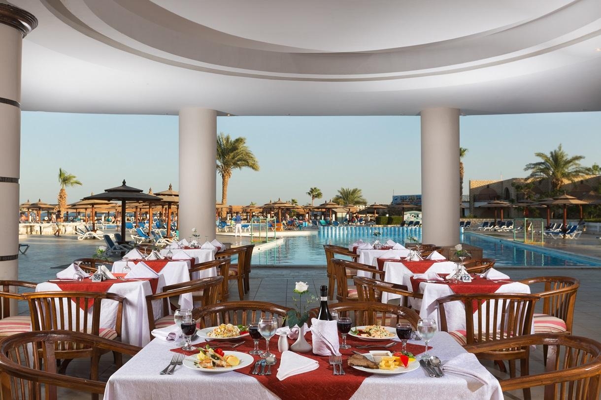 Kairó + Aladdin Beach Resort6