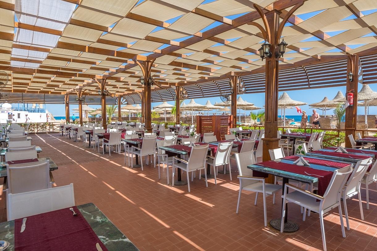 Kairó + Aladdin Beach Resort11