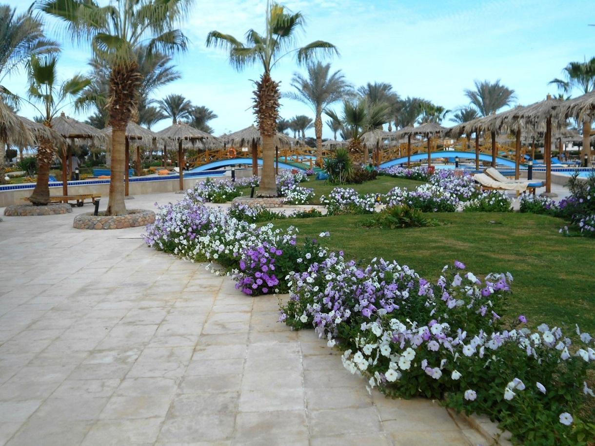 Kairó + Long Beach Resort (ex. Hilton)1