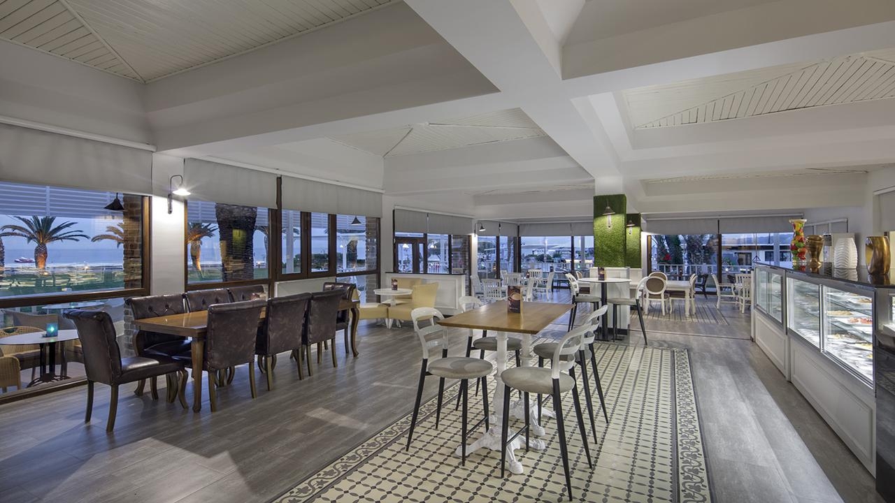 Club Marco Polo58