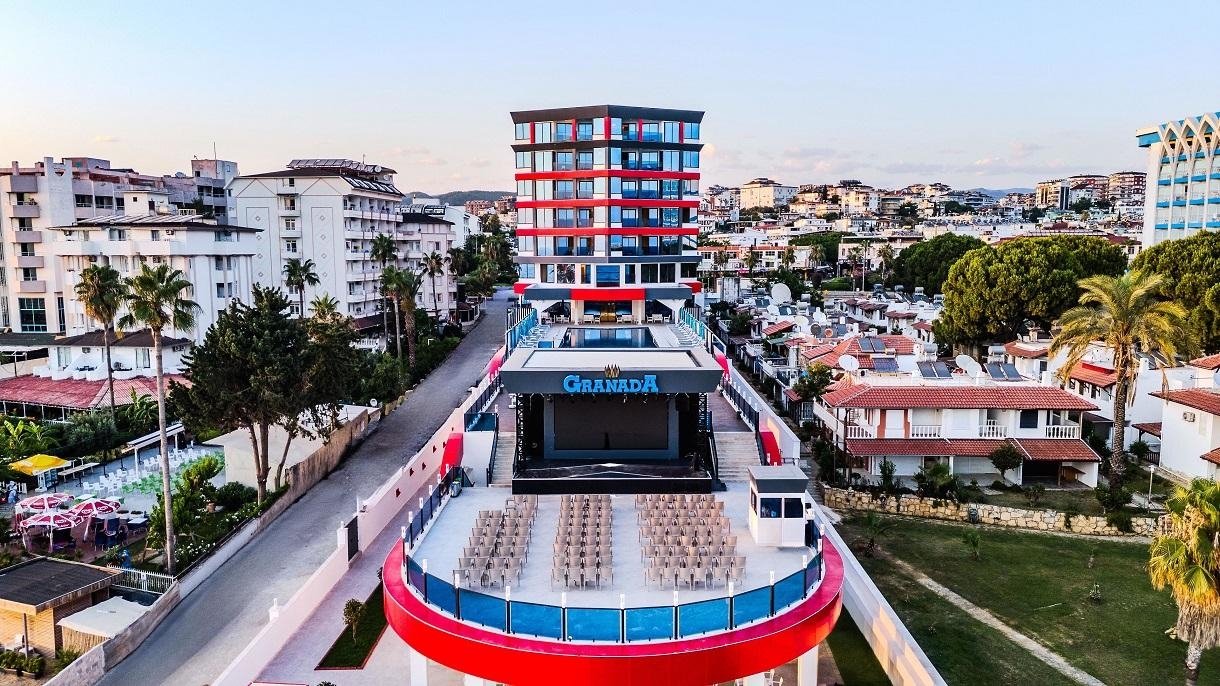 Granada Luxury Red0