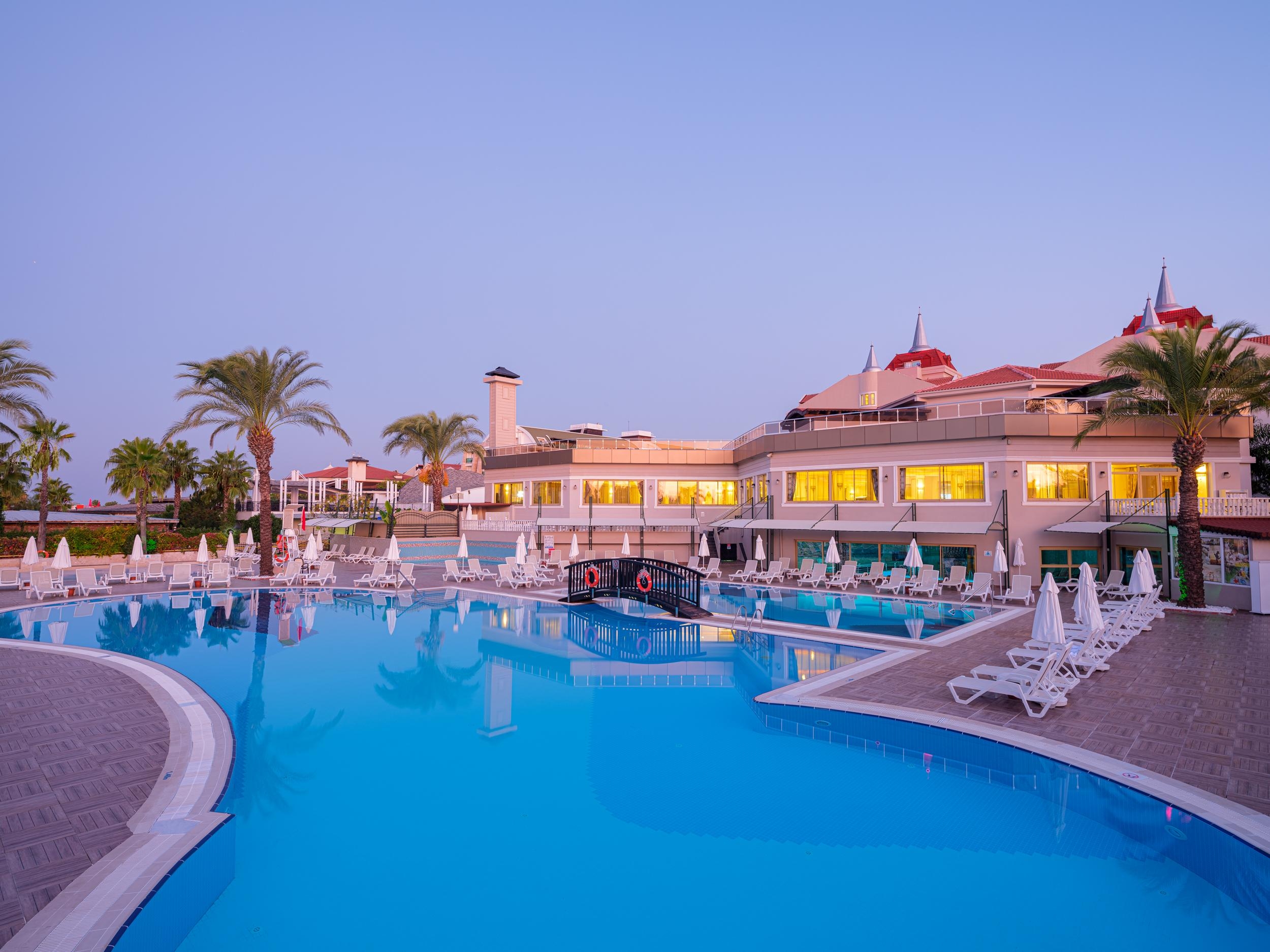 Aydinbey Famous Resort42