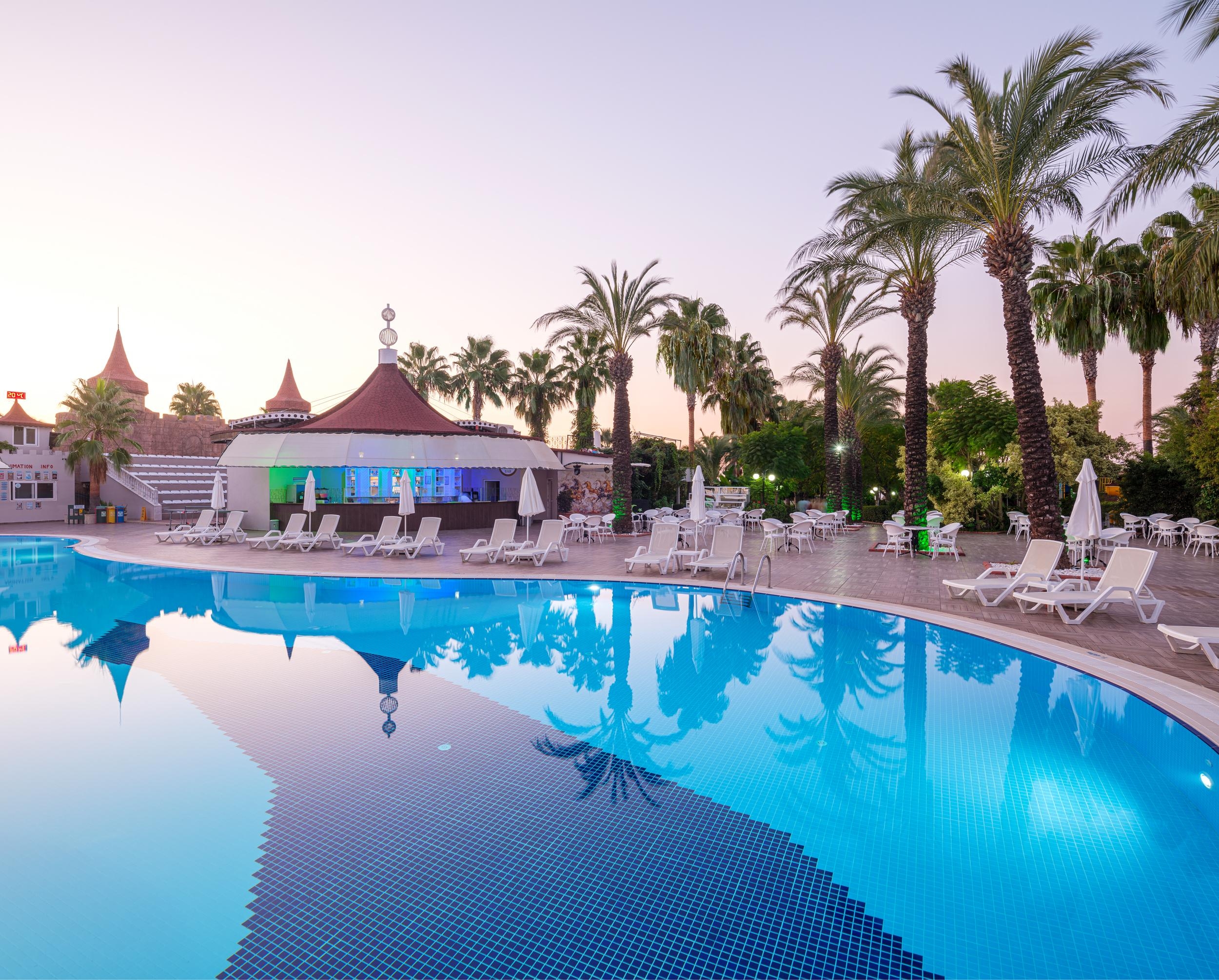 Aydinbey Famous Resort26