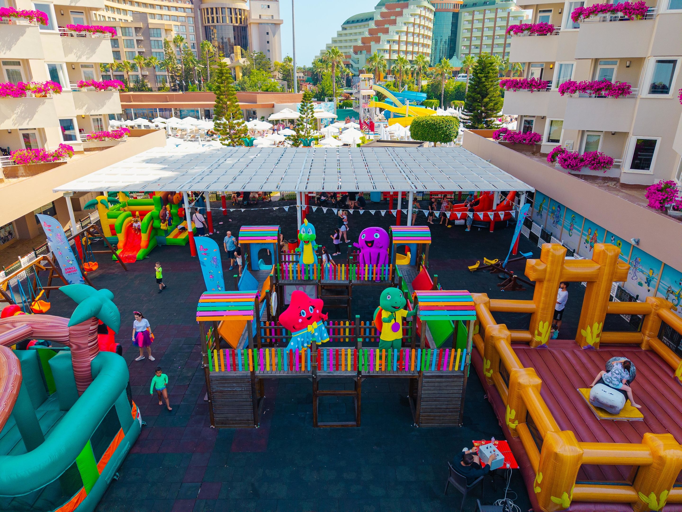Grand Park Lara57