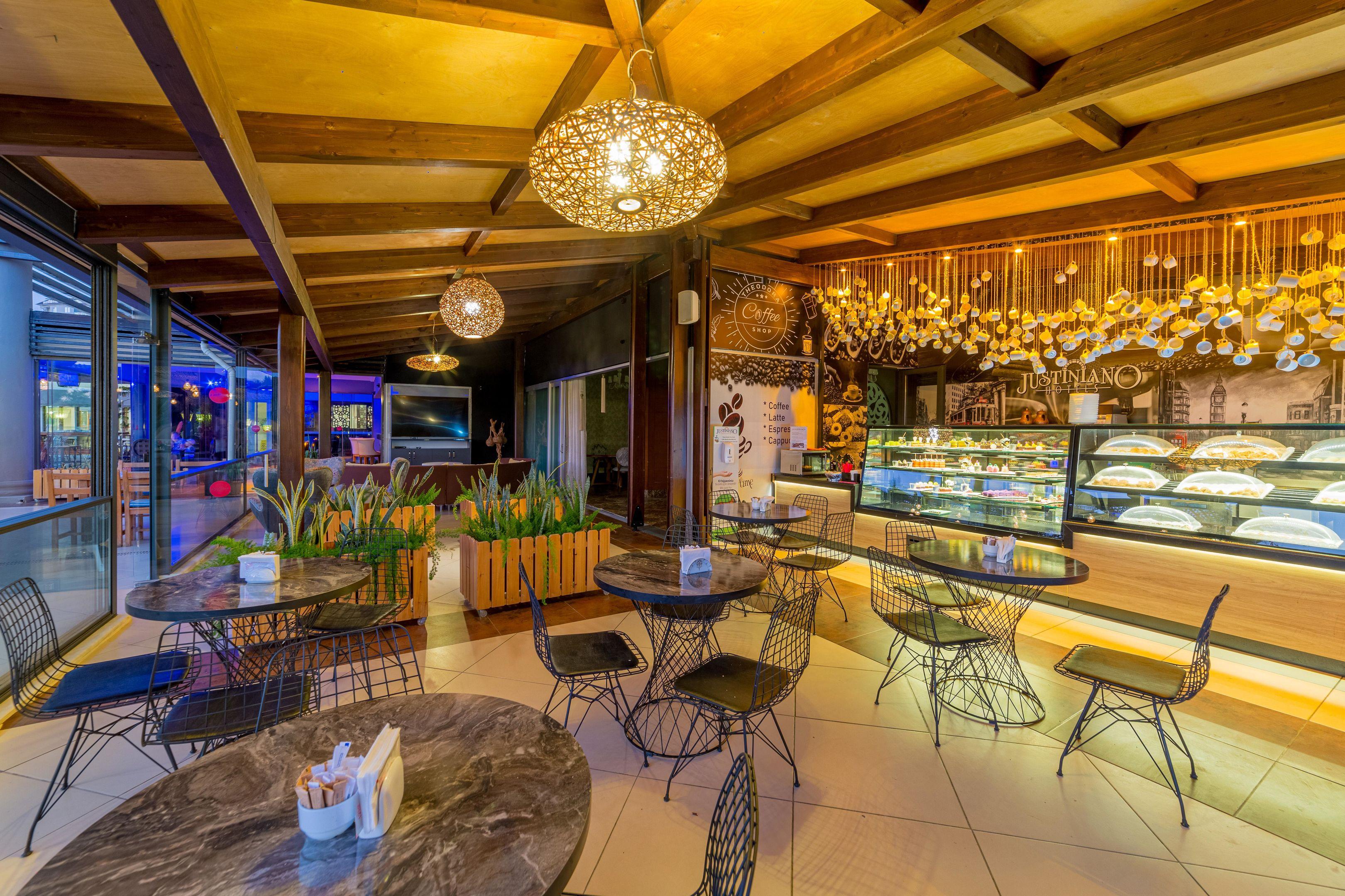 Justiniano Deluxe Resort3