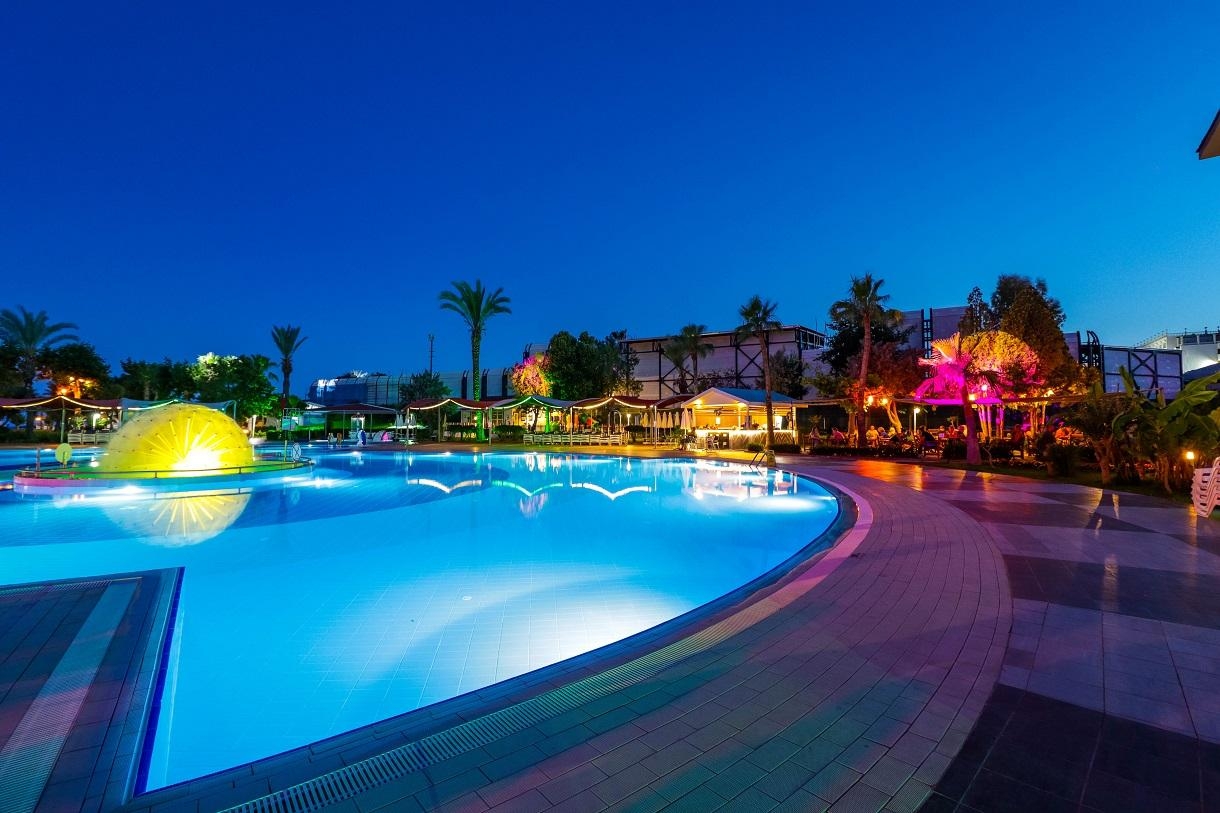 Queens Park Le Jardin Resort16