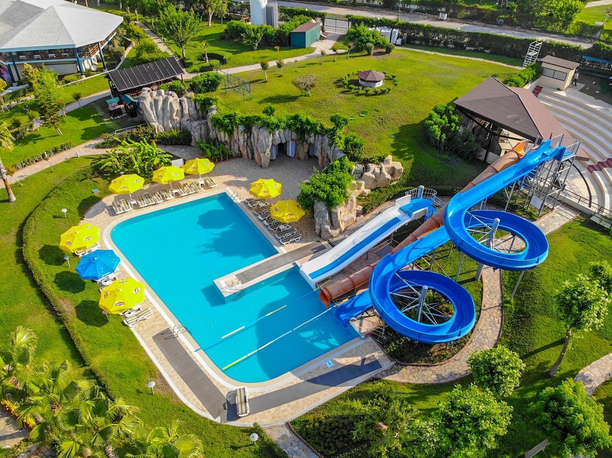 Queens Park Le Jardin Resort18