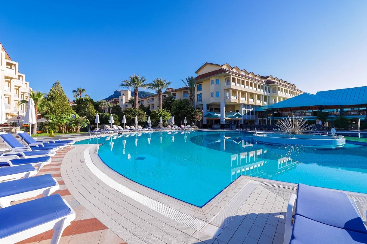 Queens Park Le Jardin Resort9