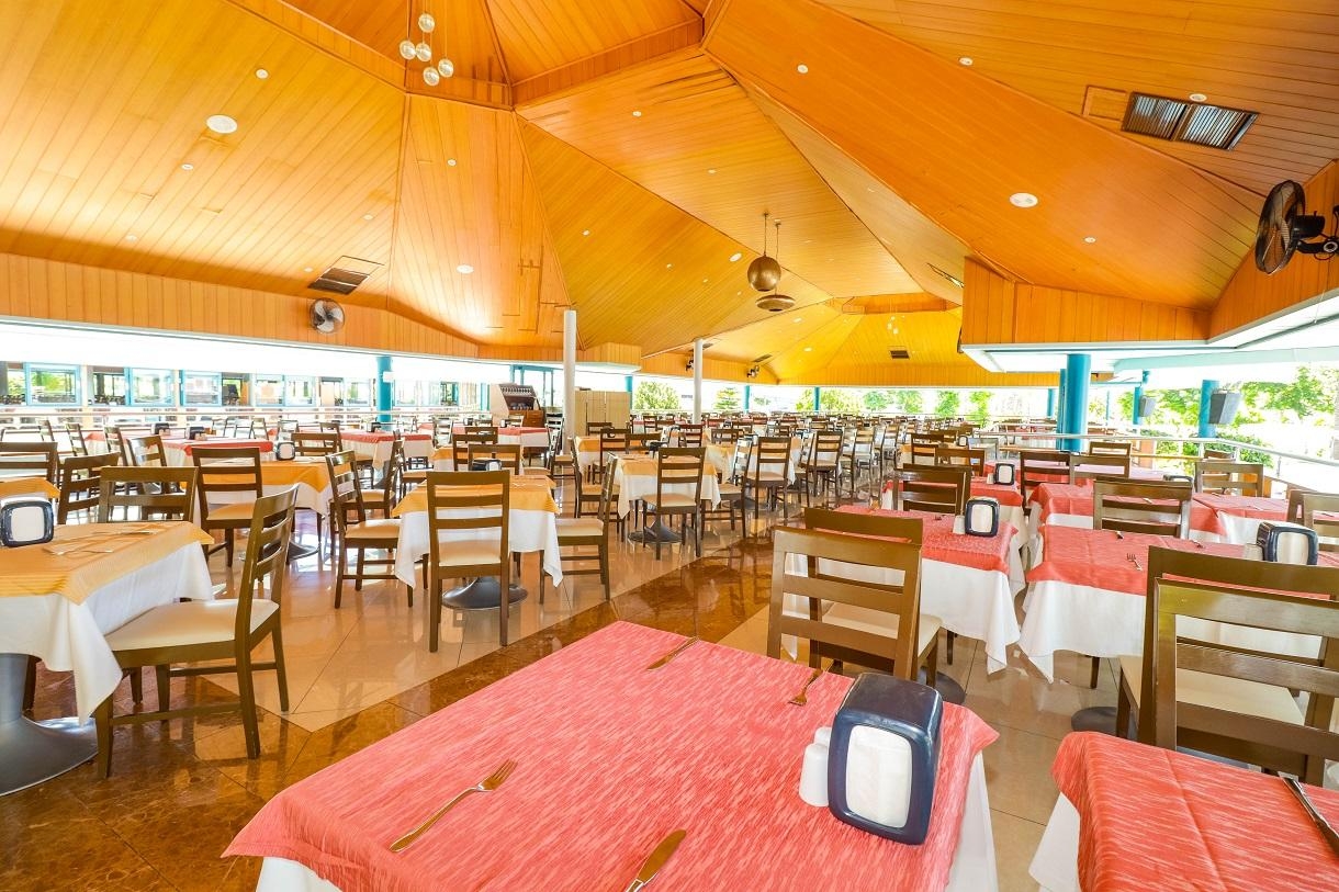 Queens Park Le Jardin Resort7