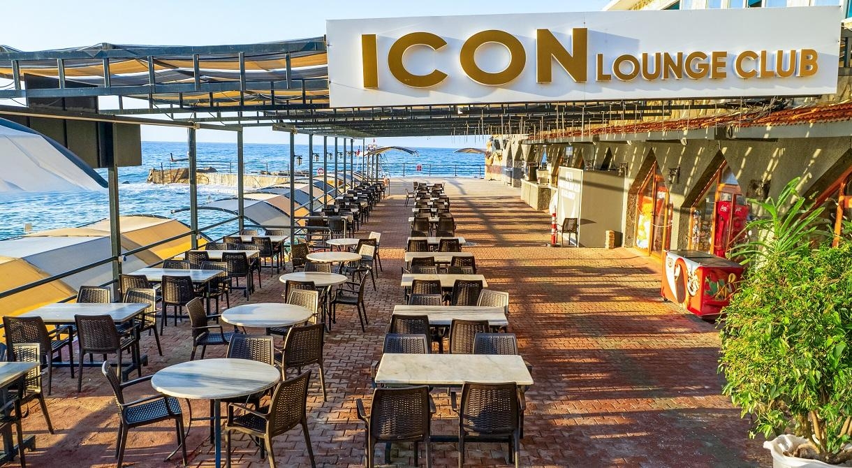 Senza Garden Holiday Club21