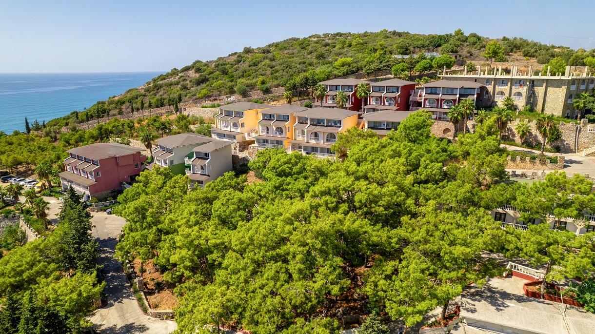 Senza Garden Holiday Club1