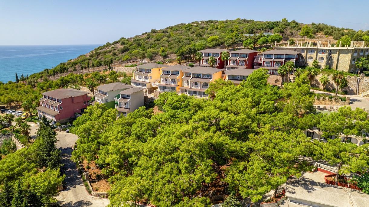 Senza Garden Holiday Club1