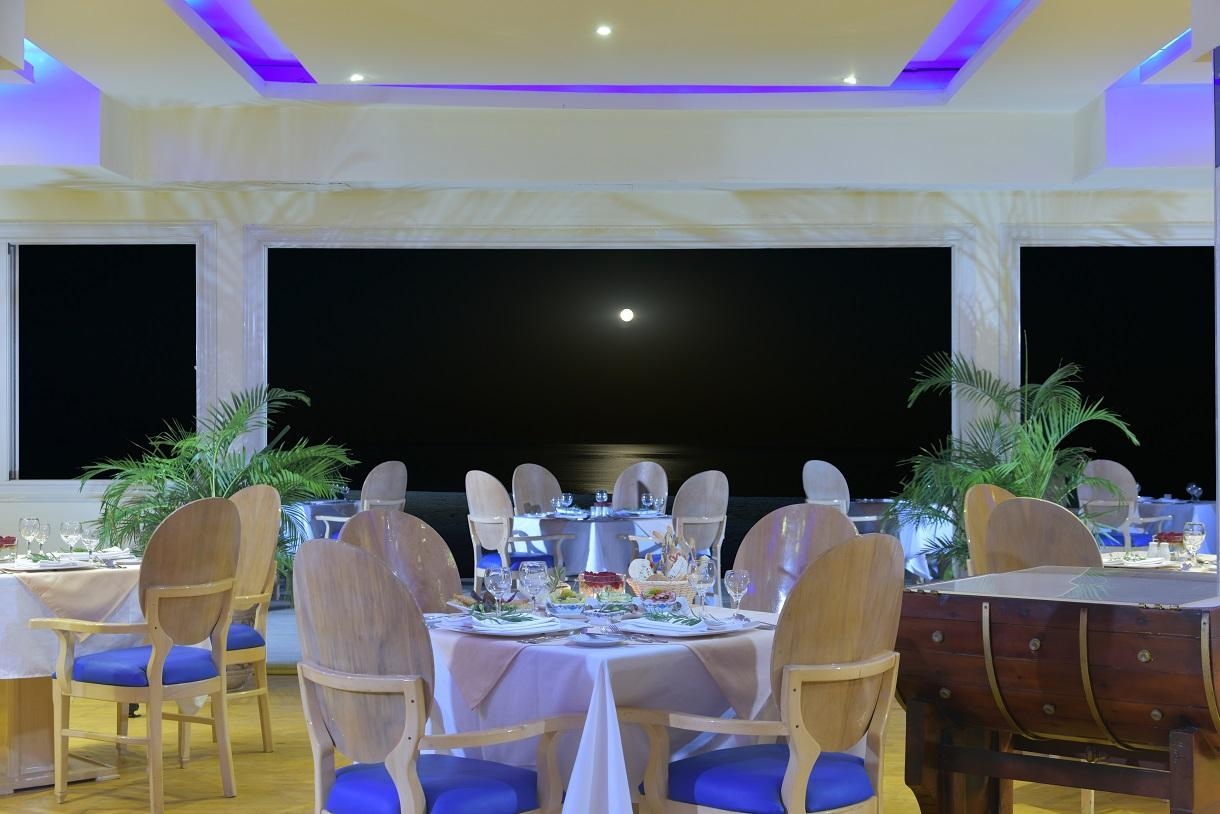 Kairó + Sea Beach Aqua Park Resort10