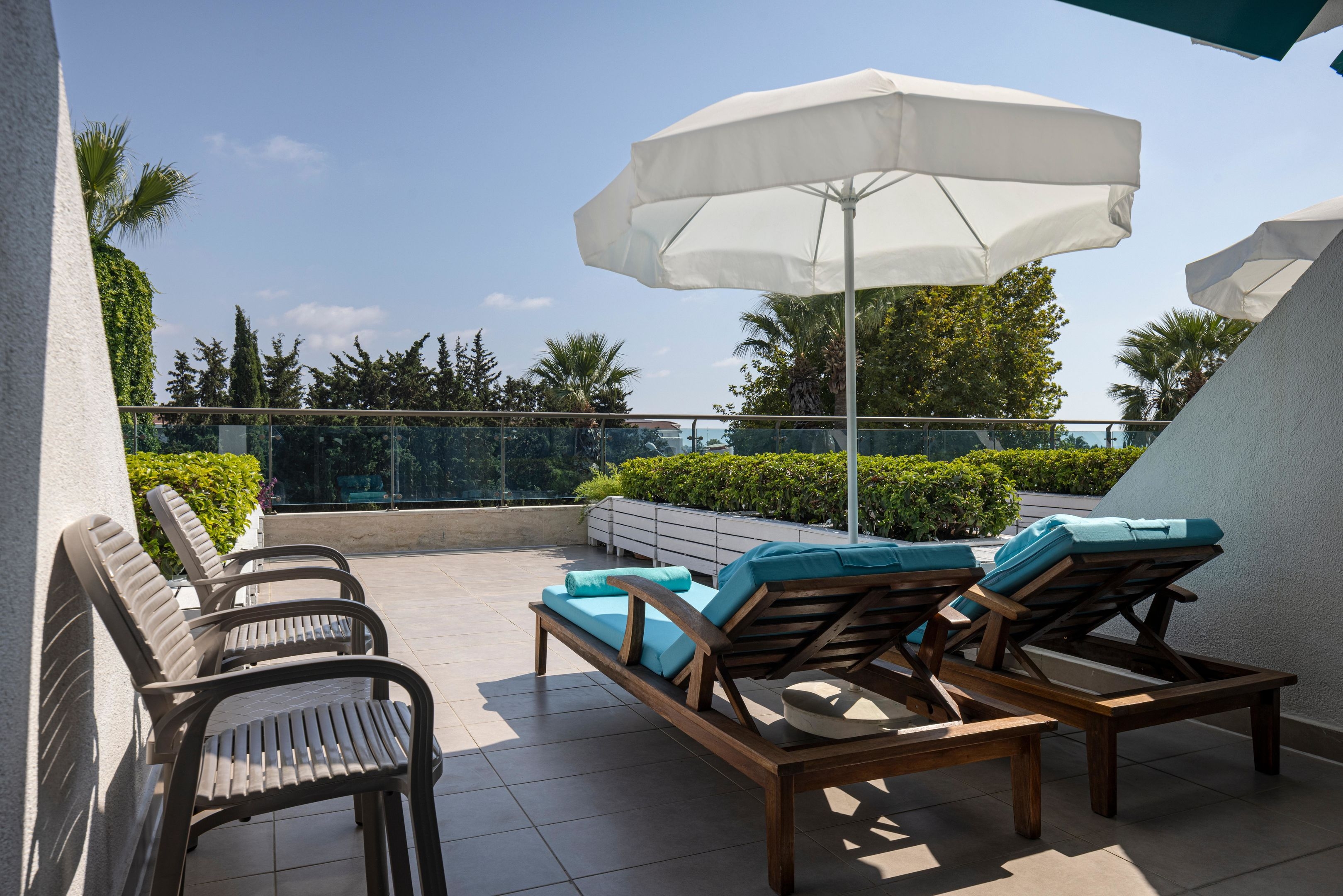 Side Star Elegance12