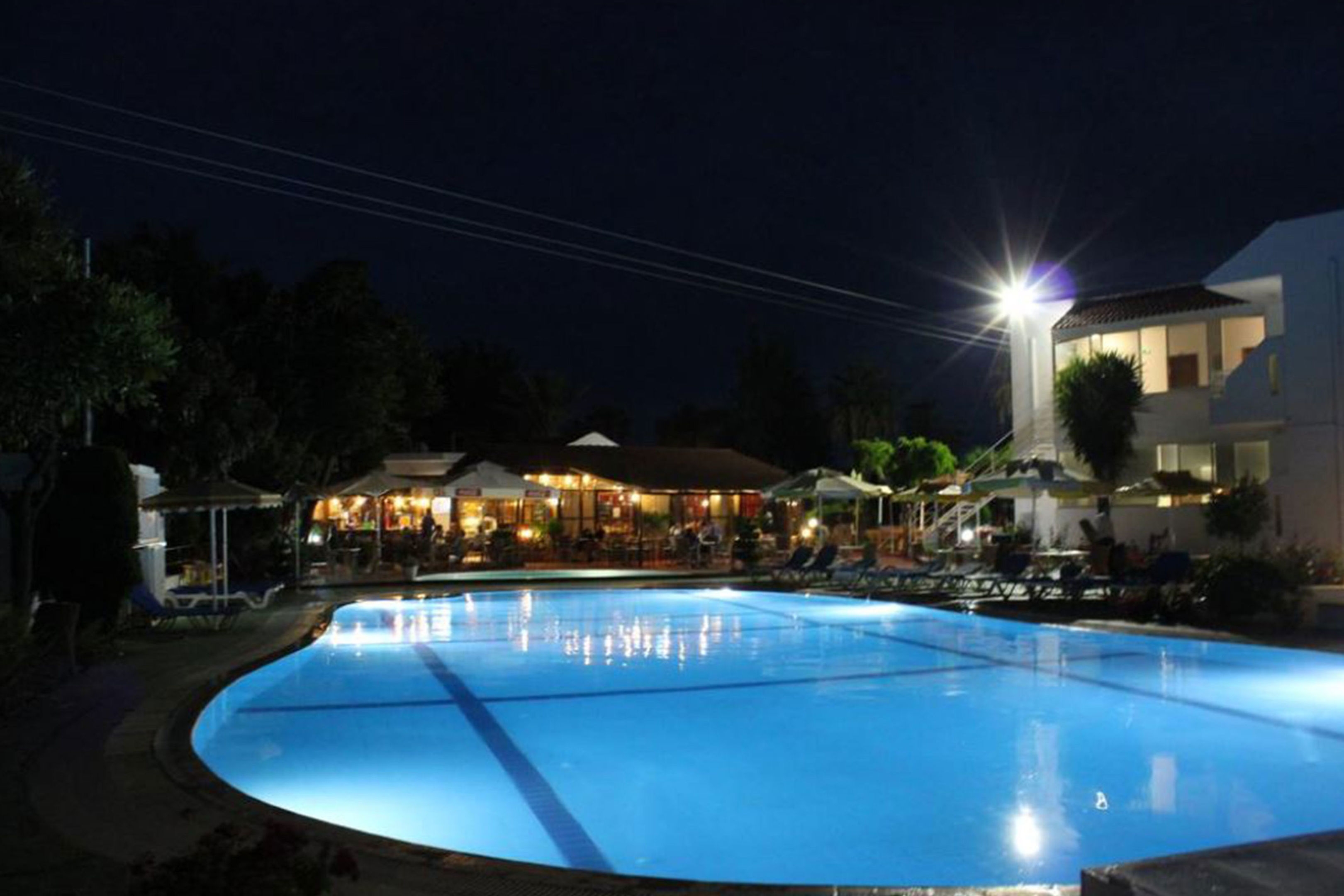 Asterias Bay12