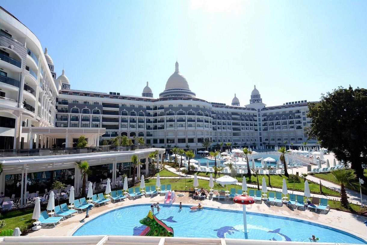Diamond Premium Hotel & Spa0
