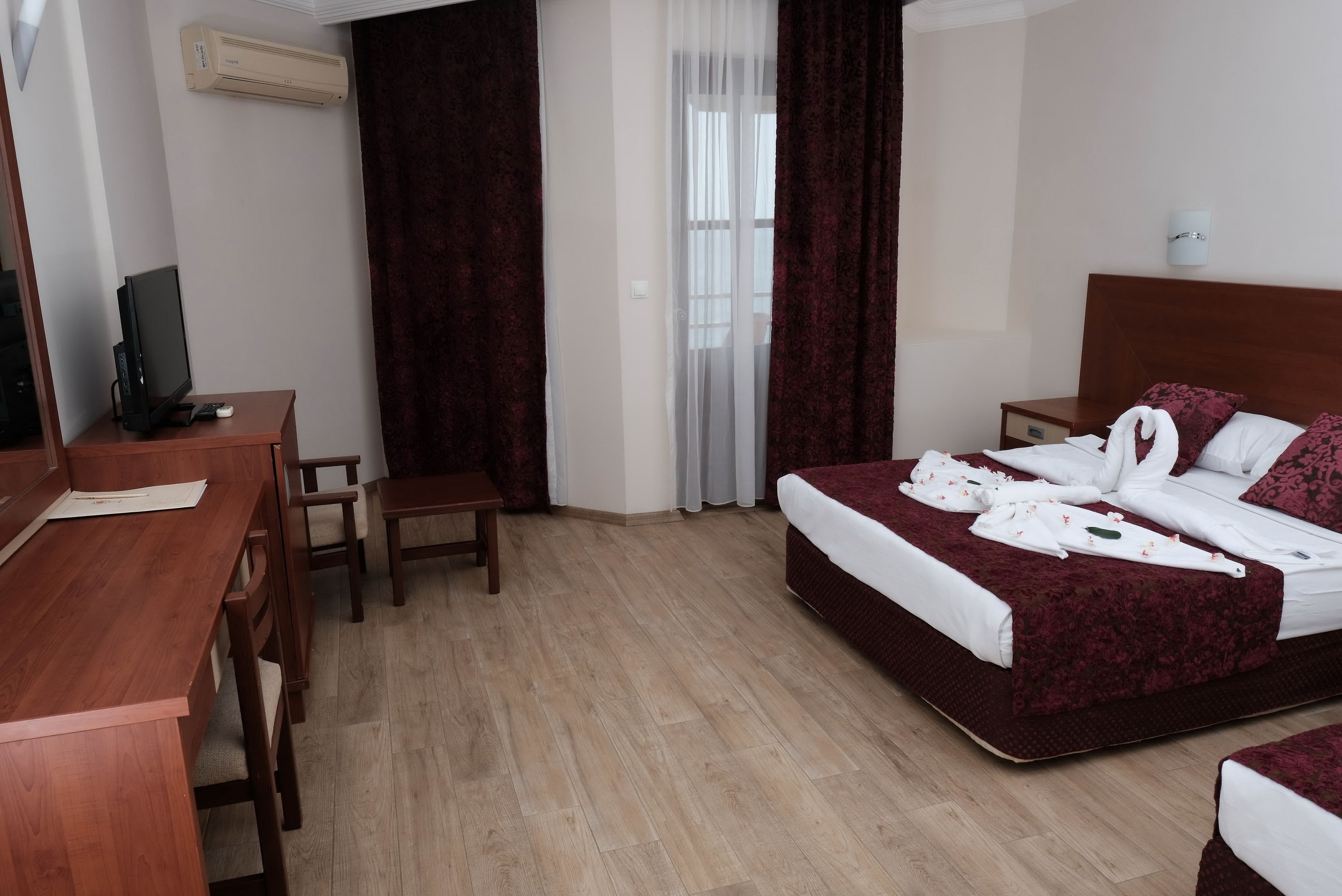 Anitas Hotel3