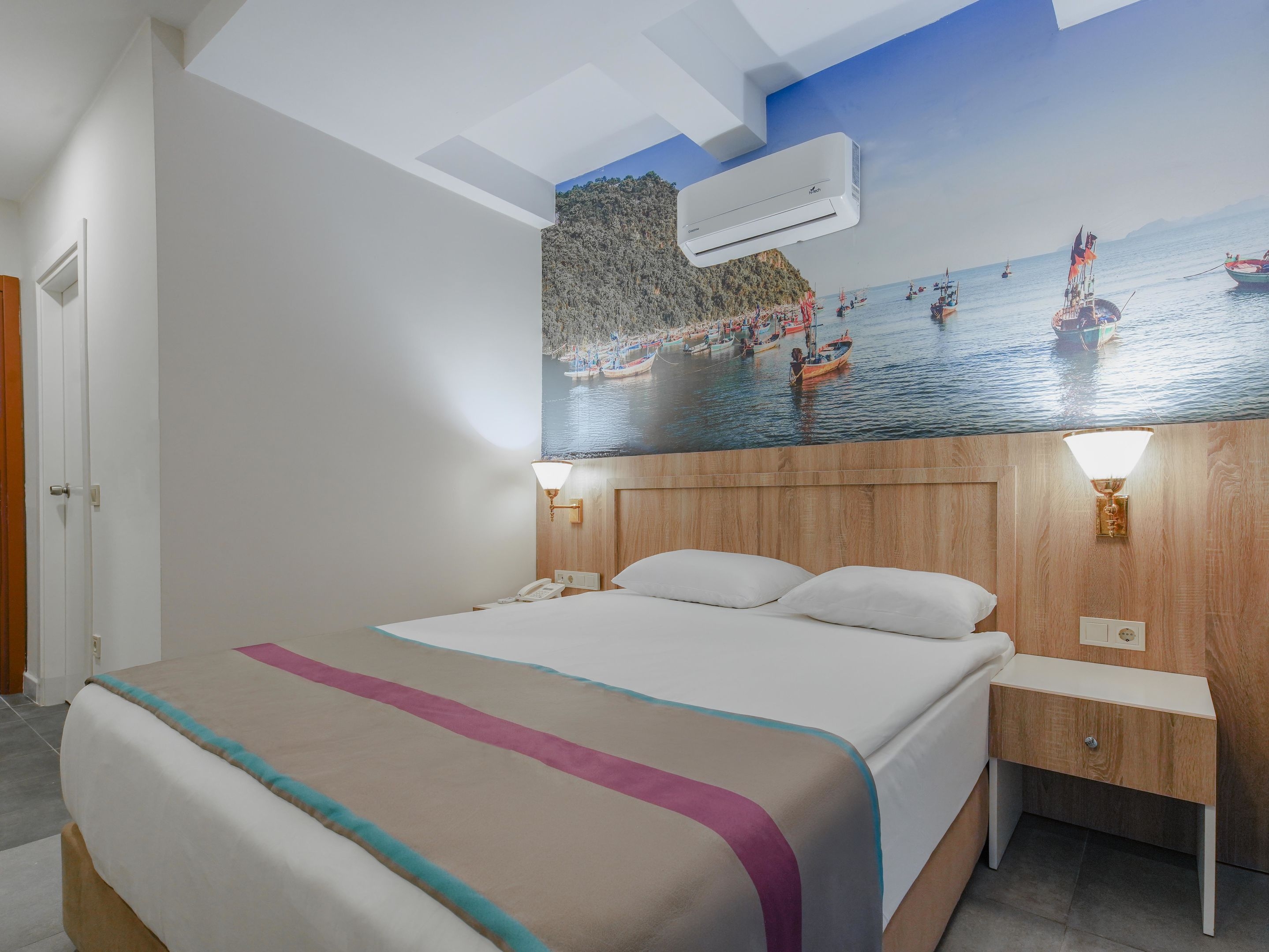 Dream World Aqua27