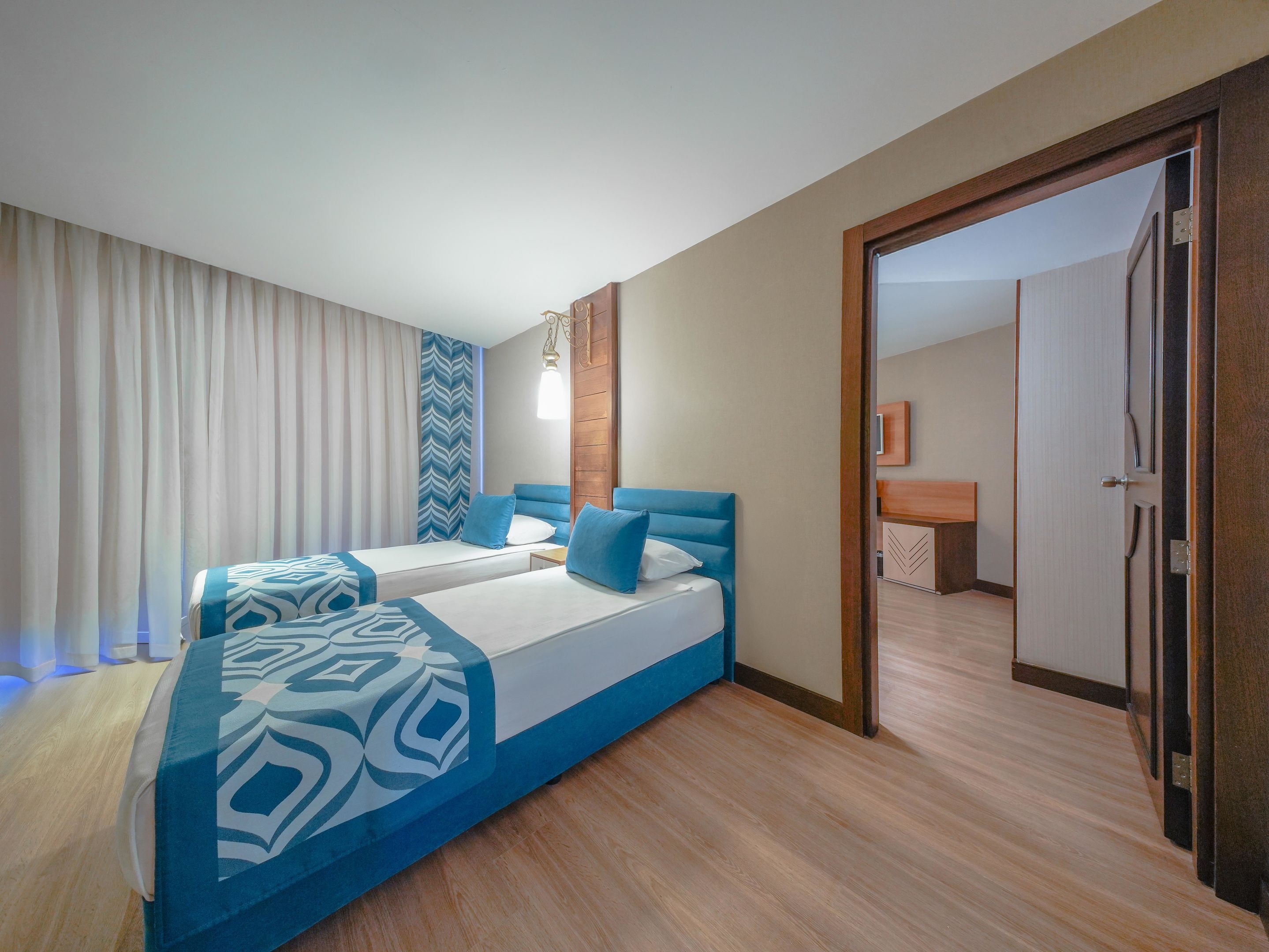 Dream World Resort4