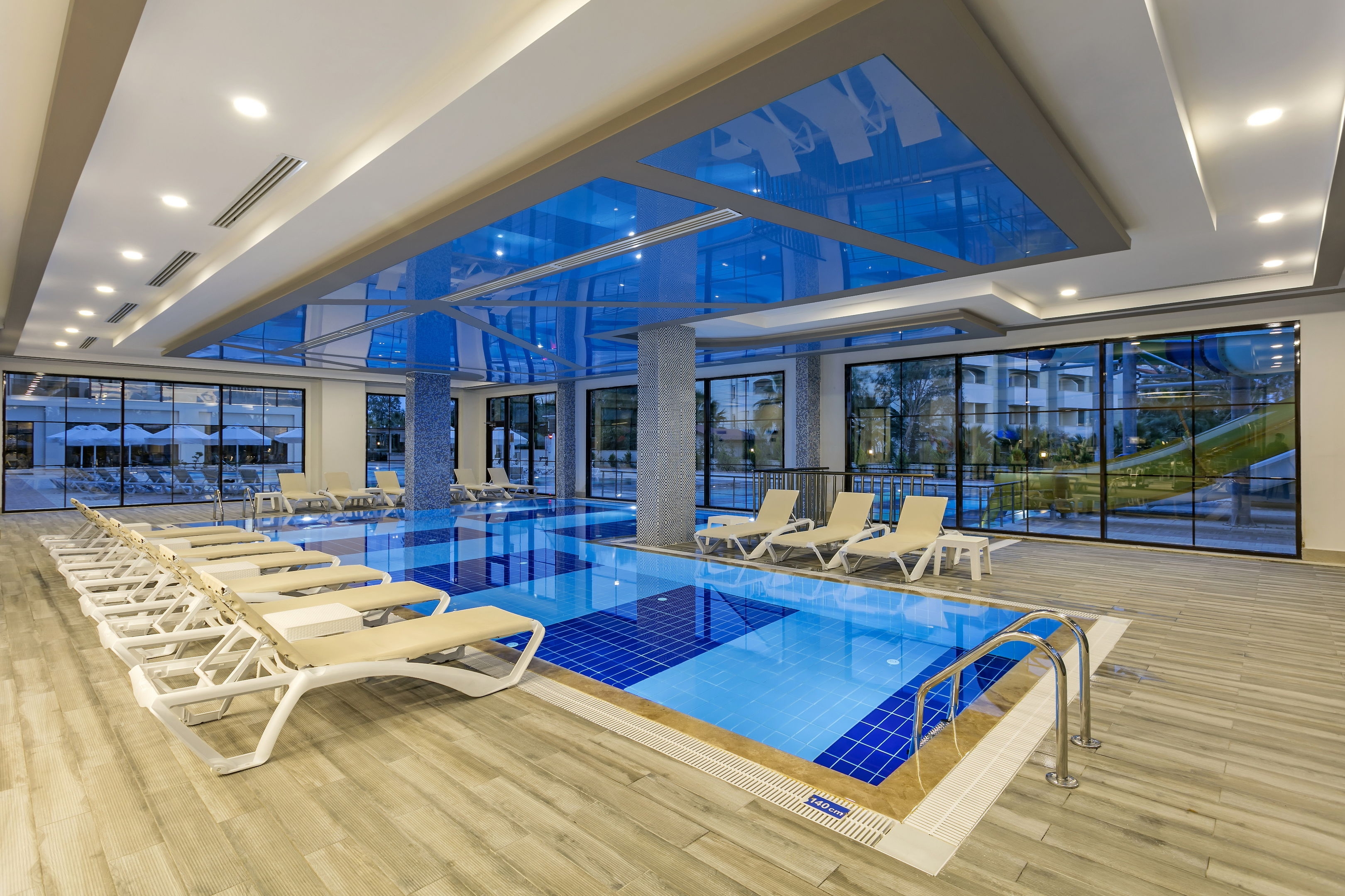 Glamour Resort & Spa20