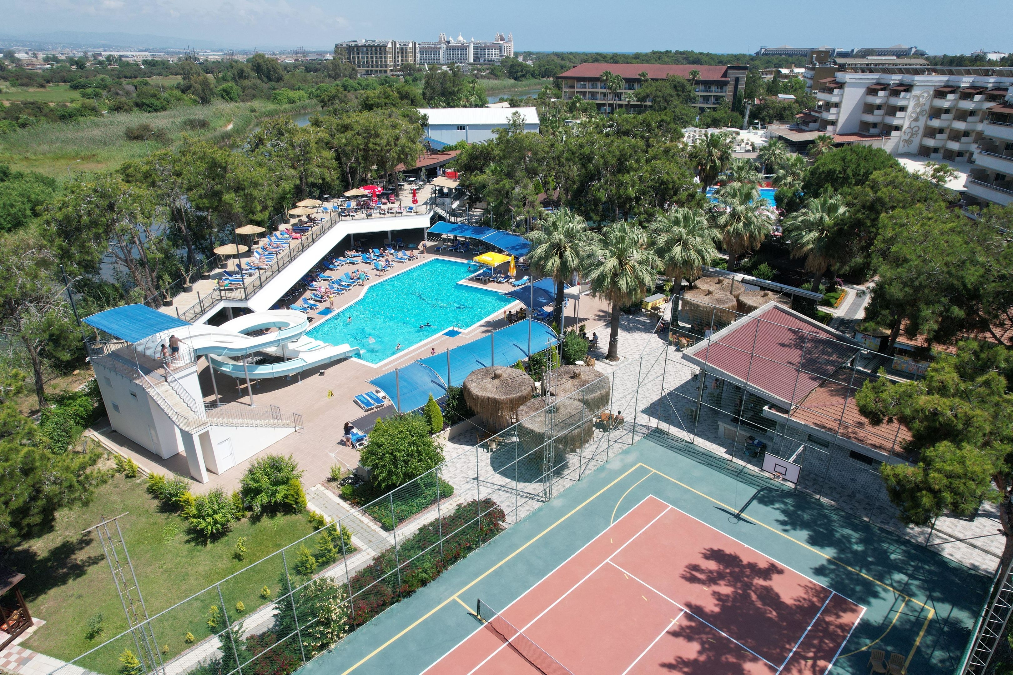 Linda Resort7
