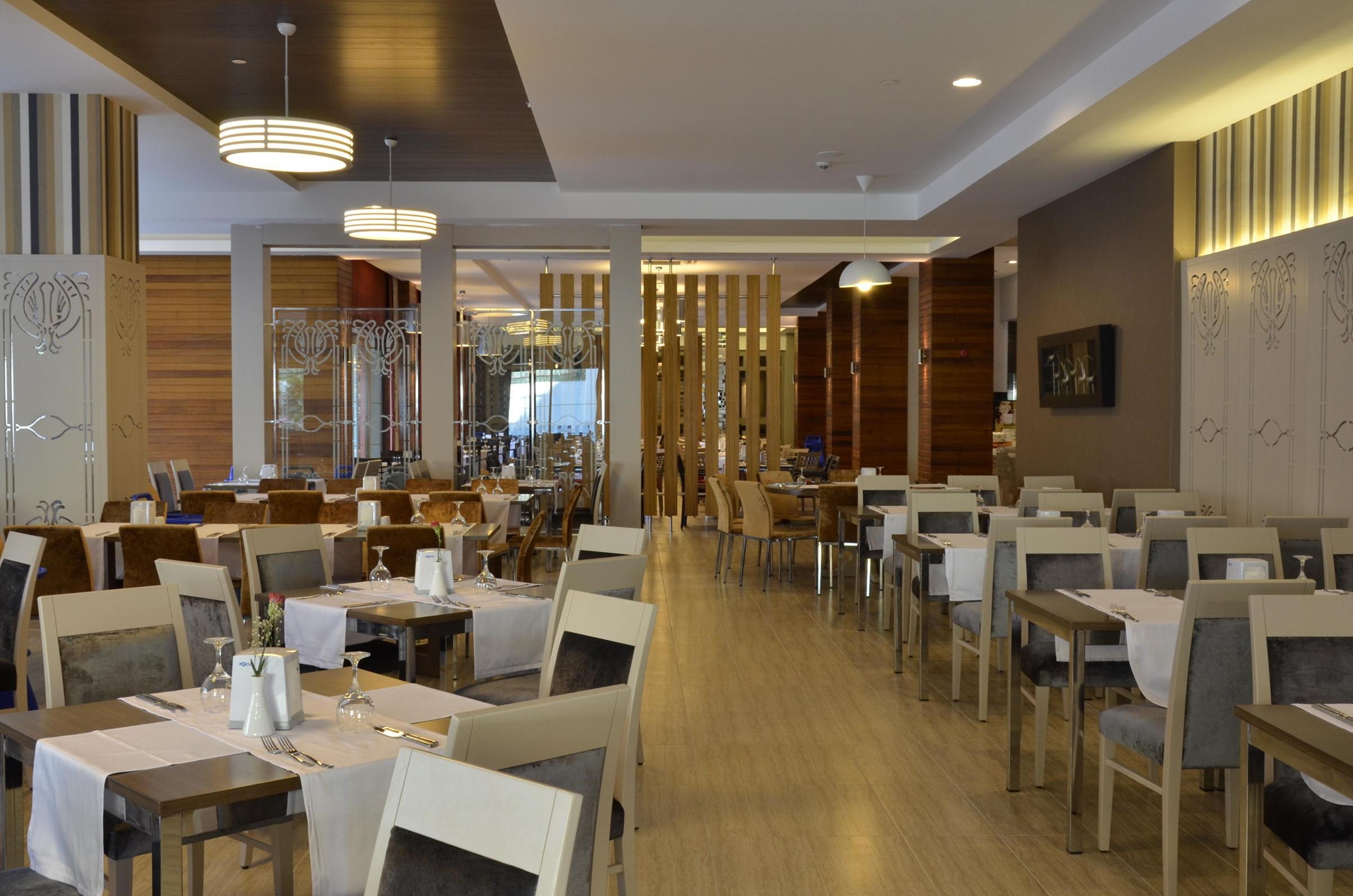 Port Side Resort Hotel19