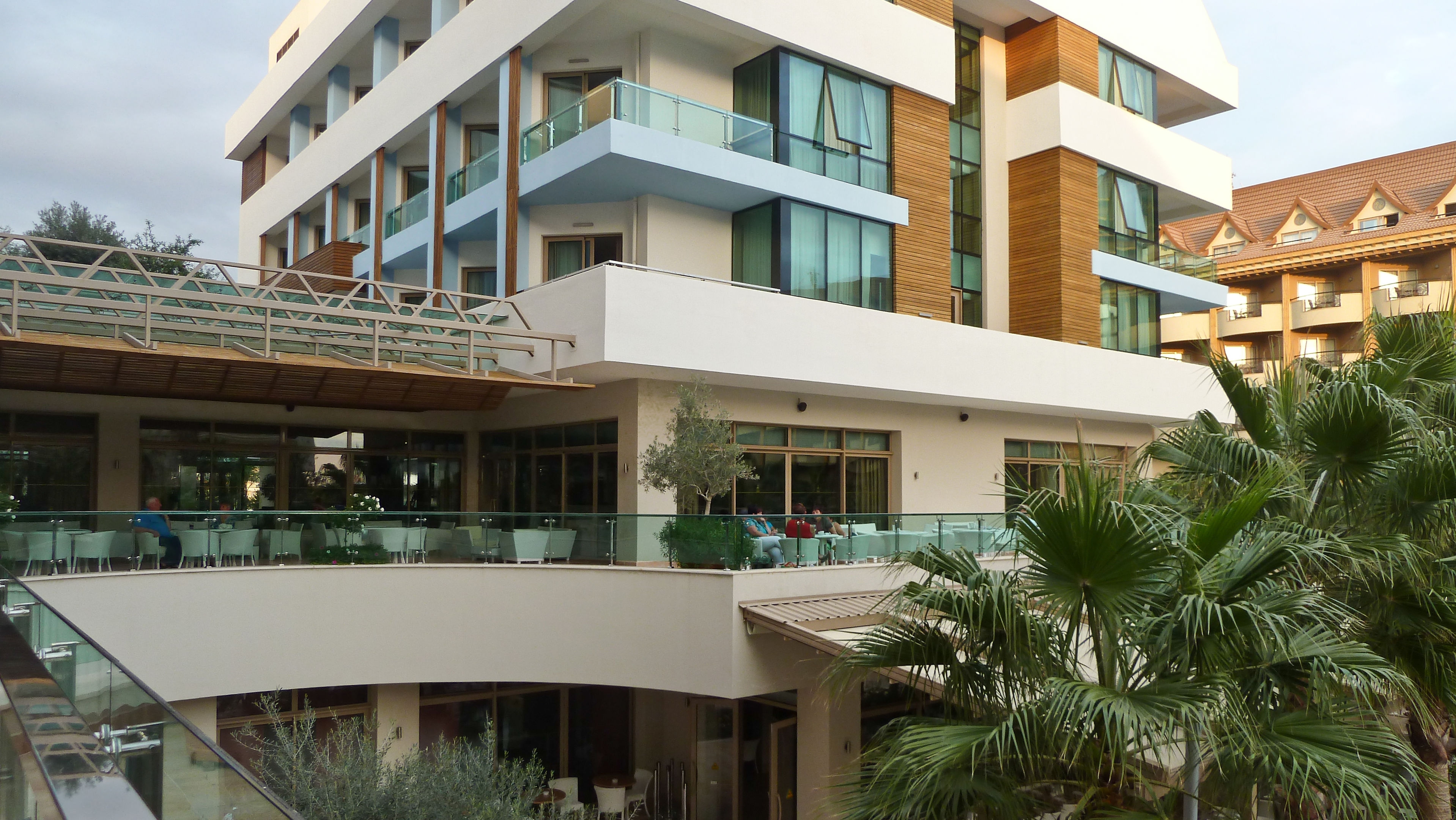 Port Side Resort Hotel2