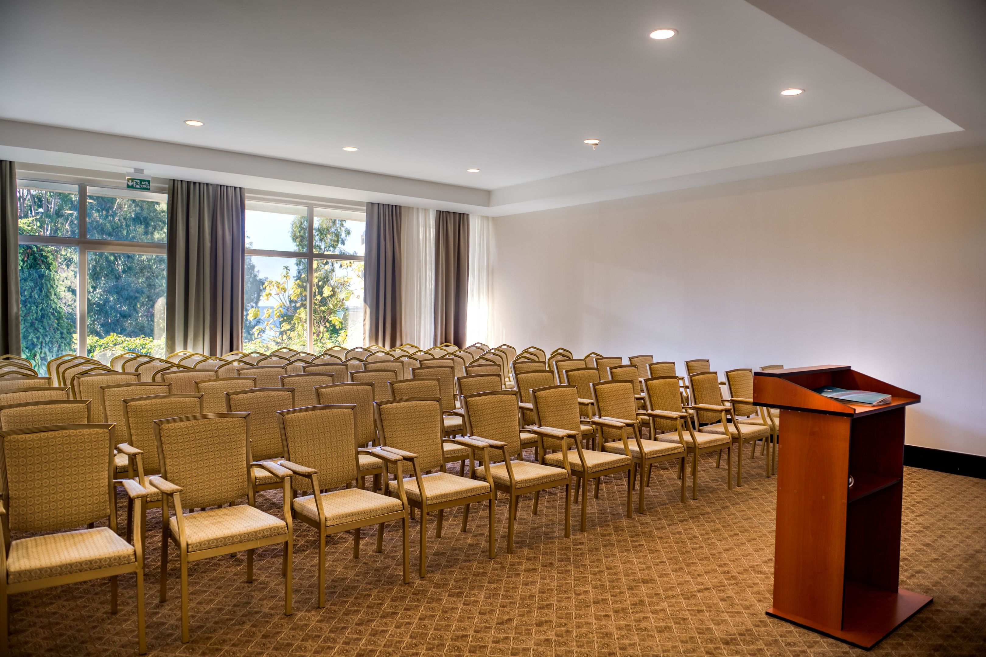 Sealife Buket Resort & Beach361