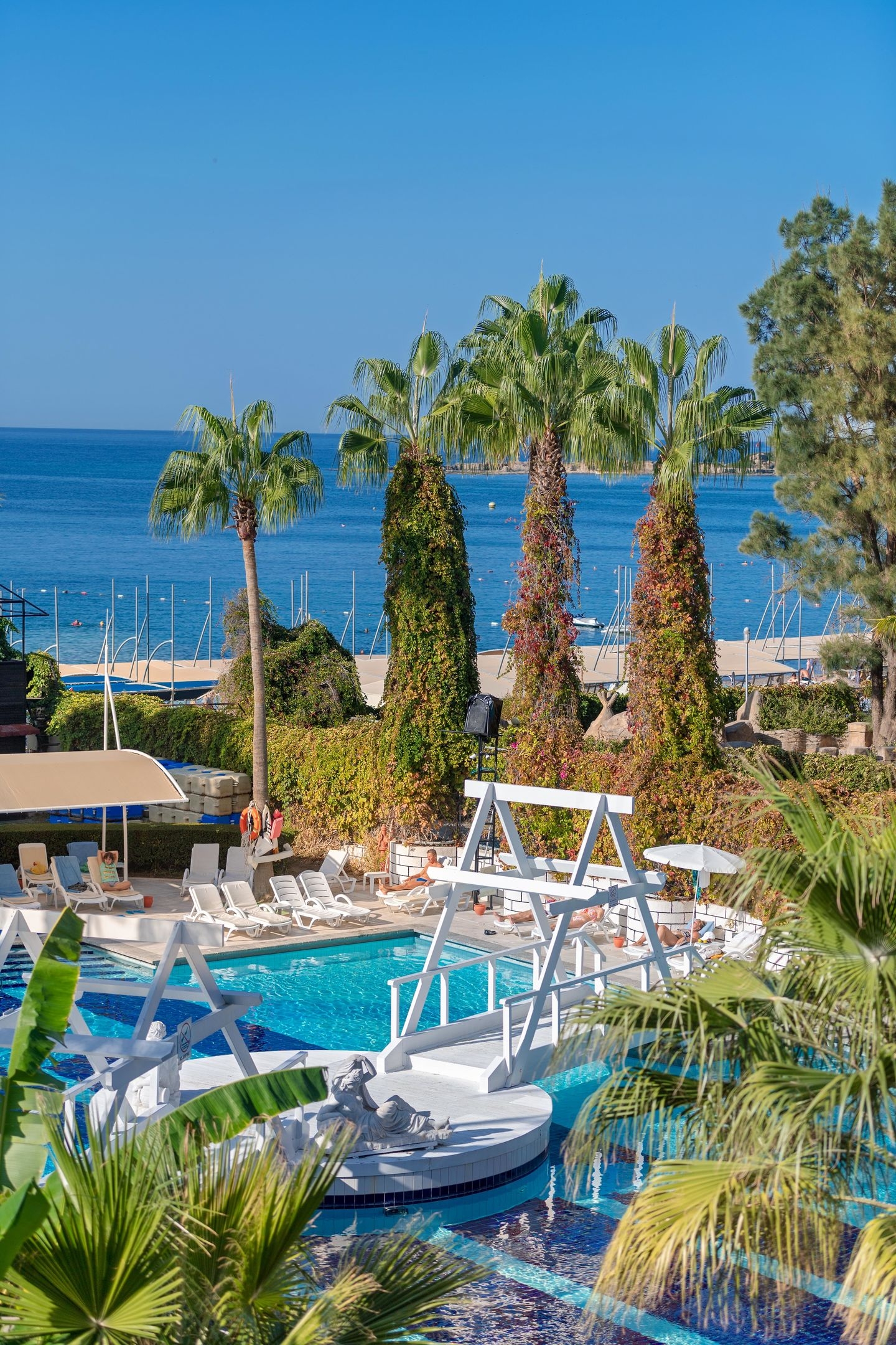 Sealife Buket Resort & Beach11