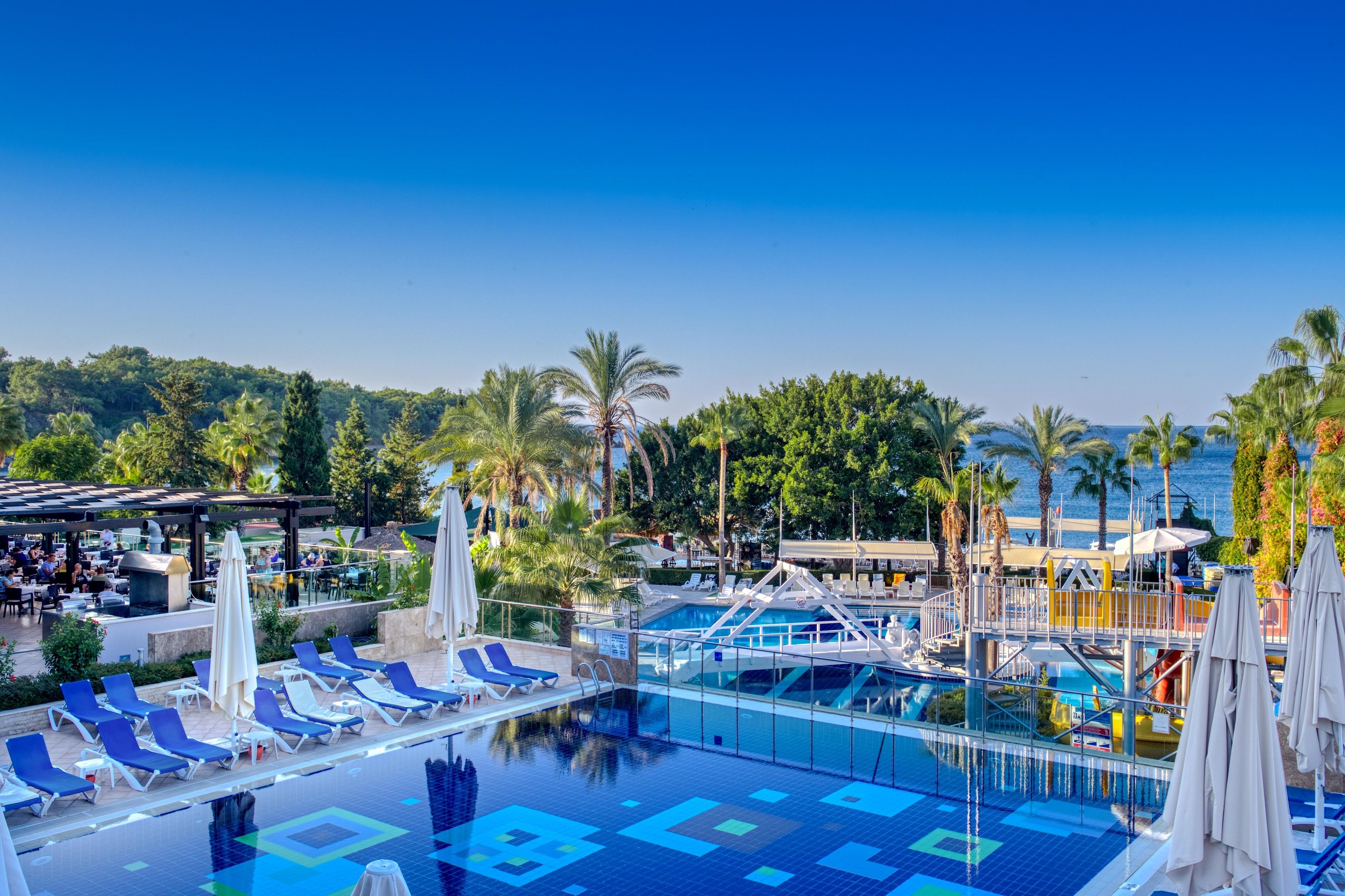 Sealife Buket Resort & Beach36