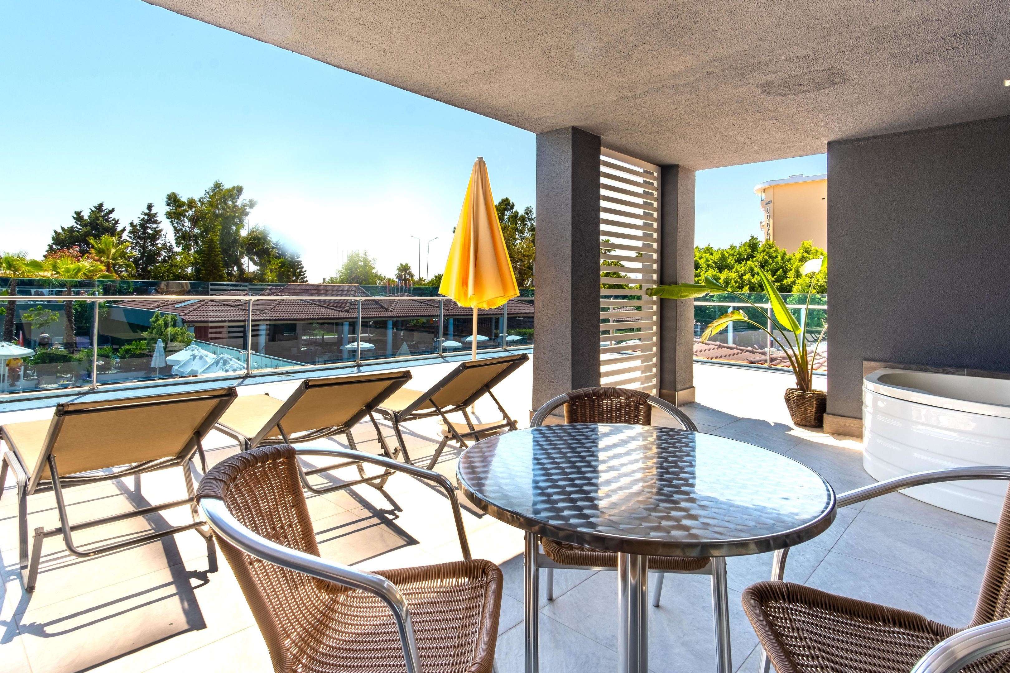 White City Beach Hotel89