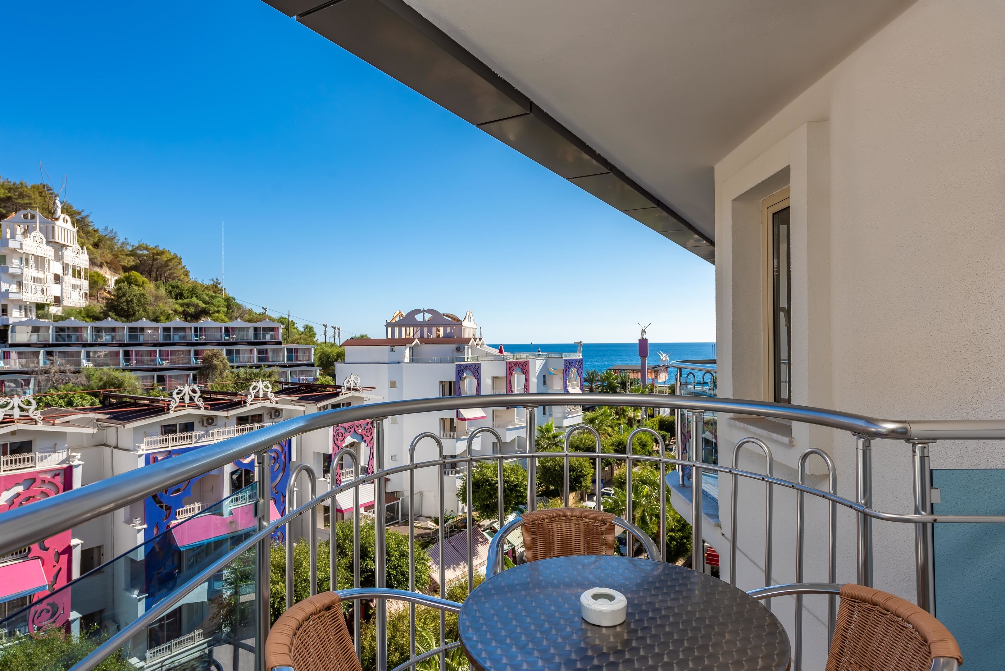 White City Beach Hotel102