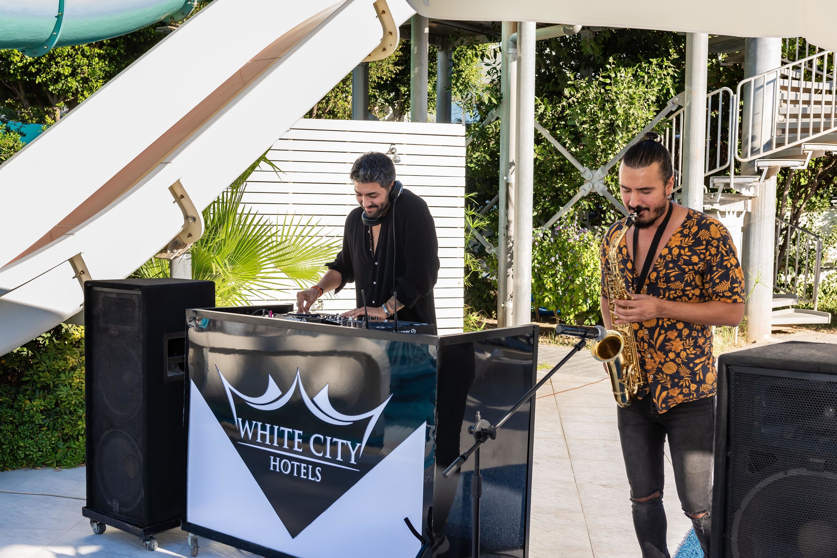 White City Beach Hotel50
