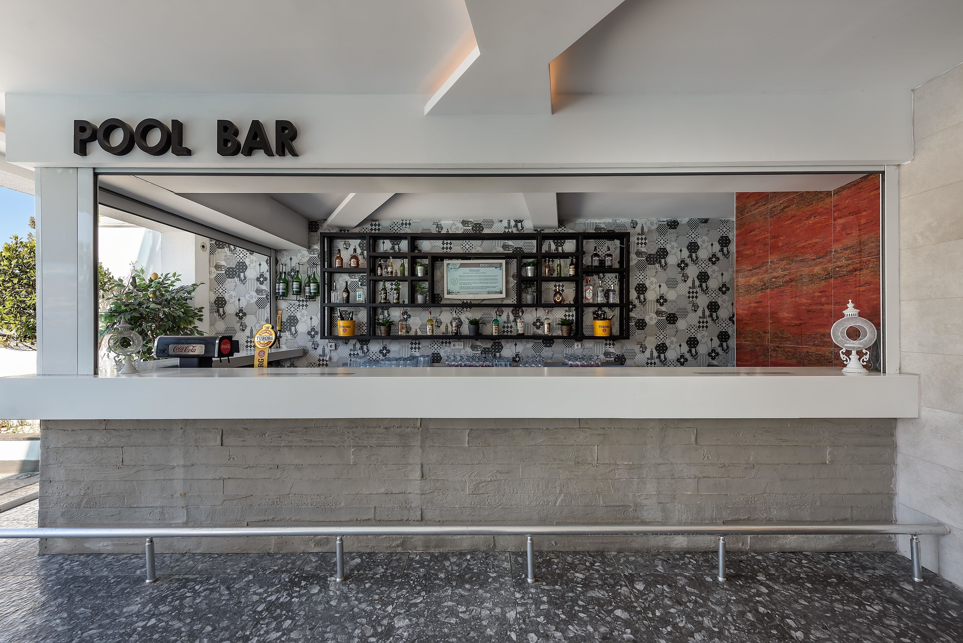 White City Beach Hotel70