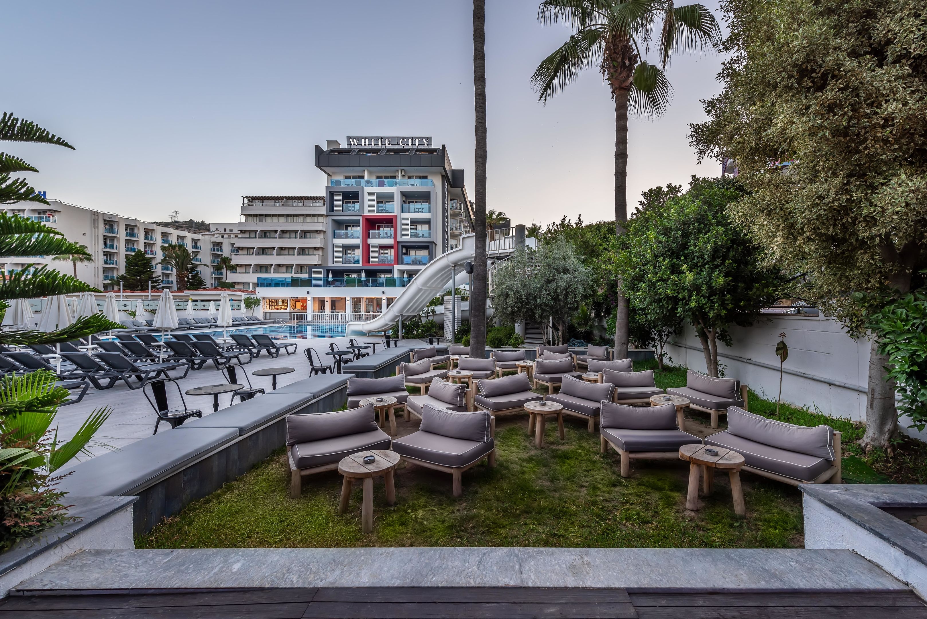 White City Beach Hotel43