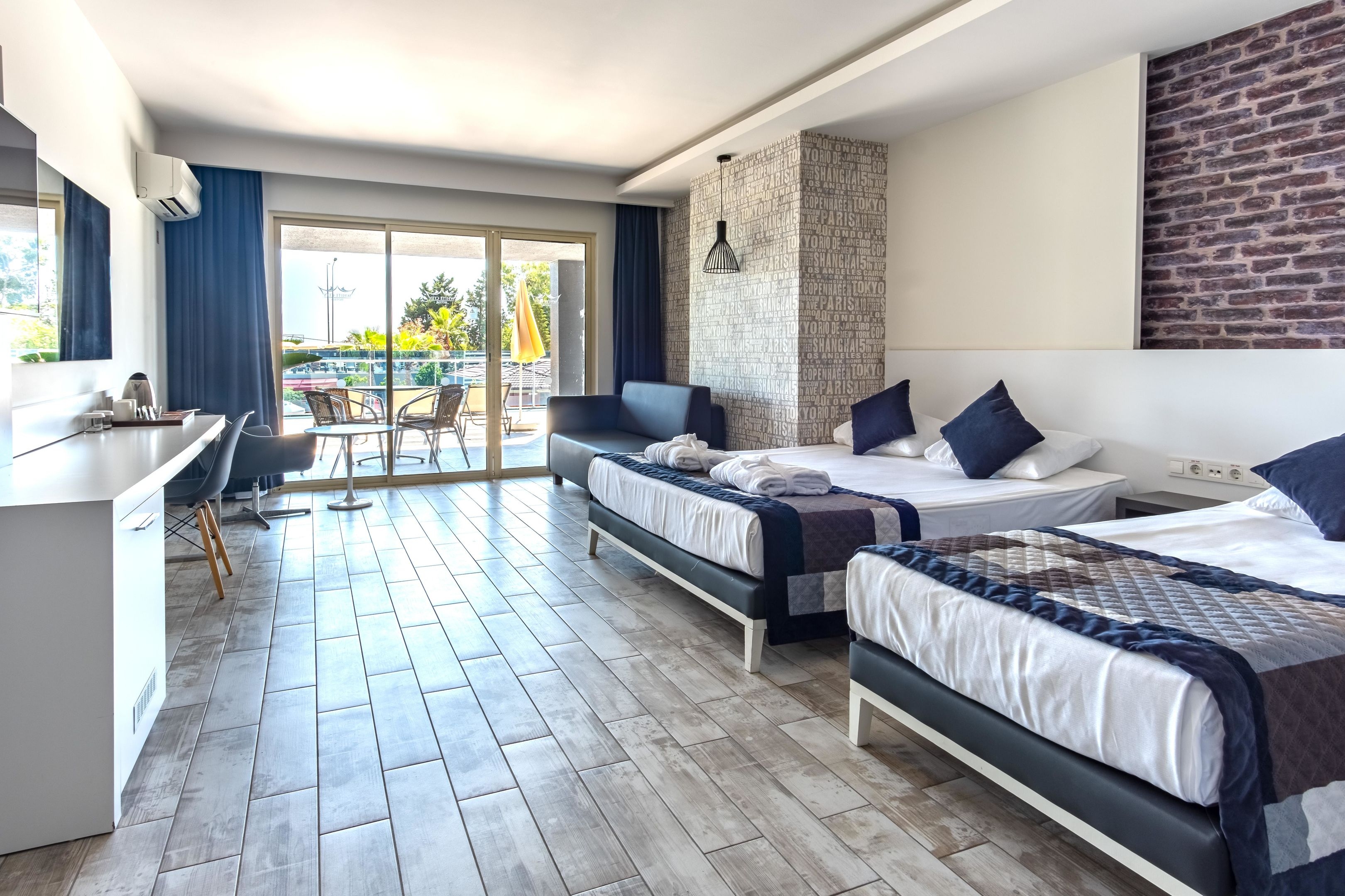 White City Beach Hotel93