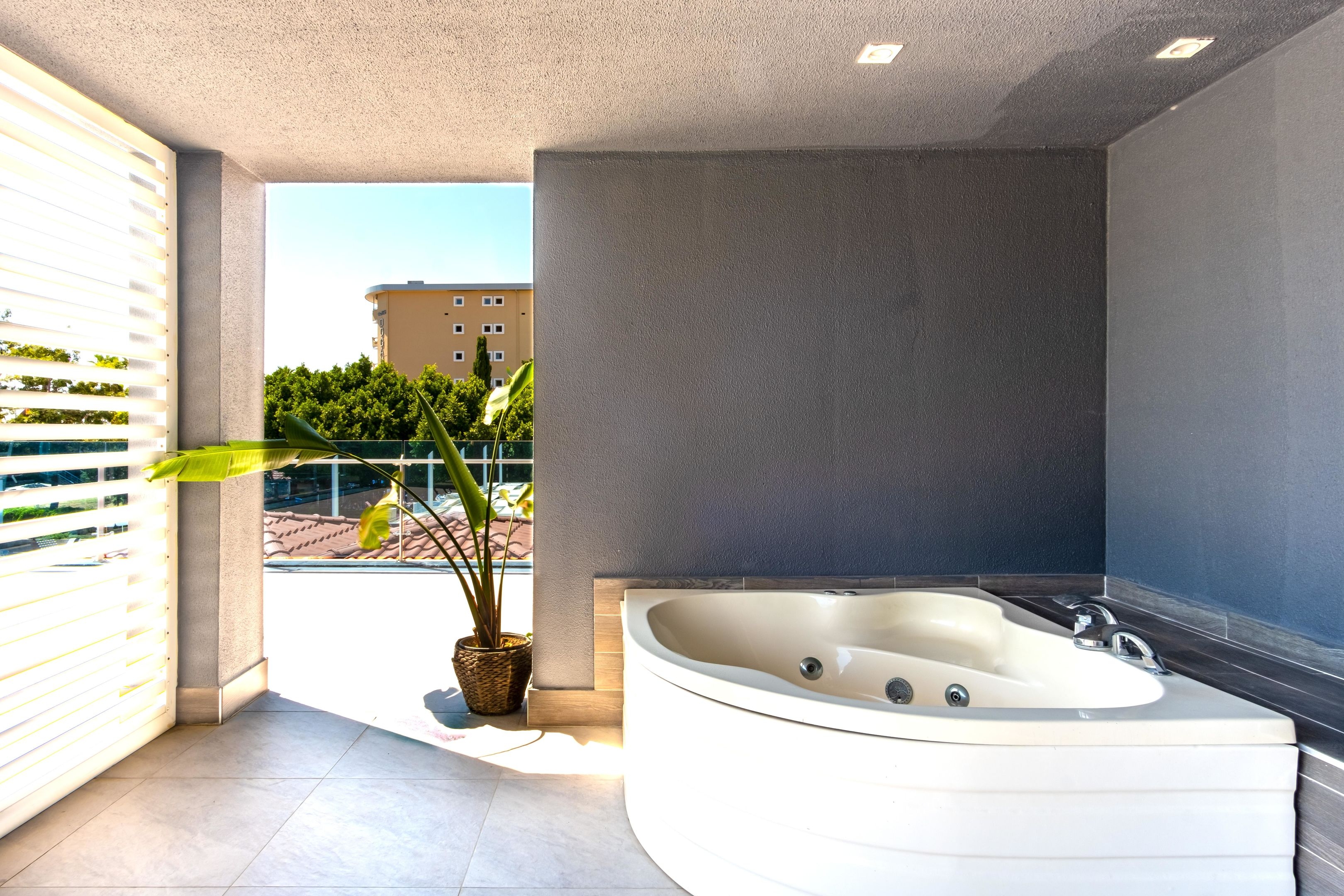 White City Beach Hotel88