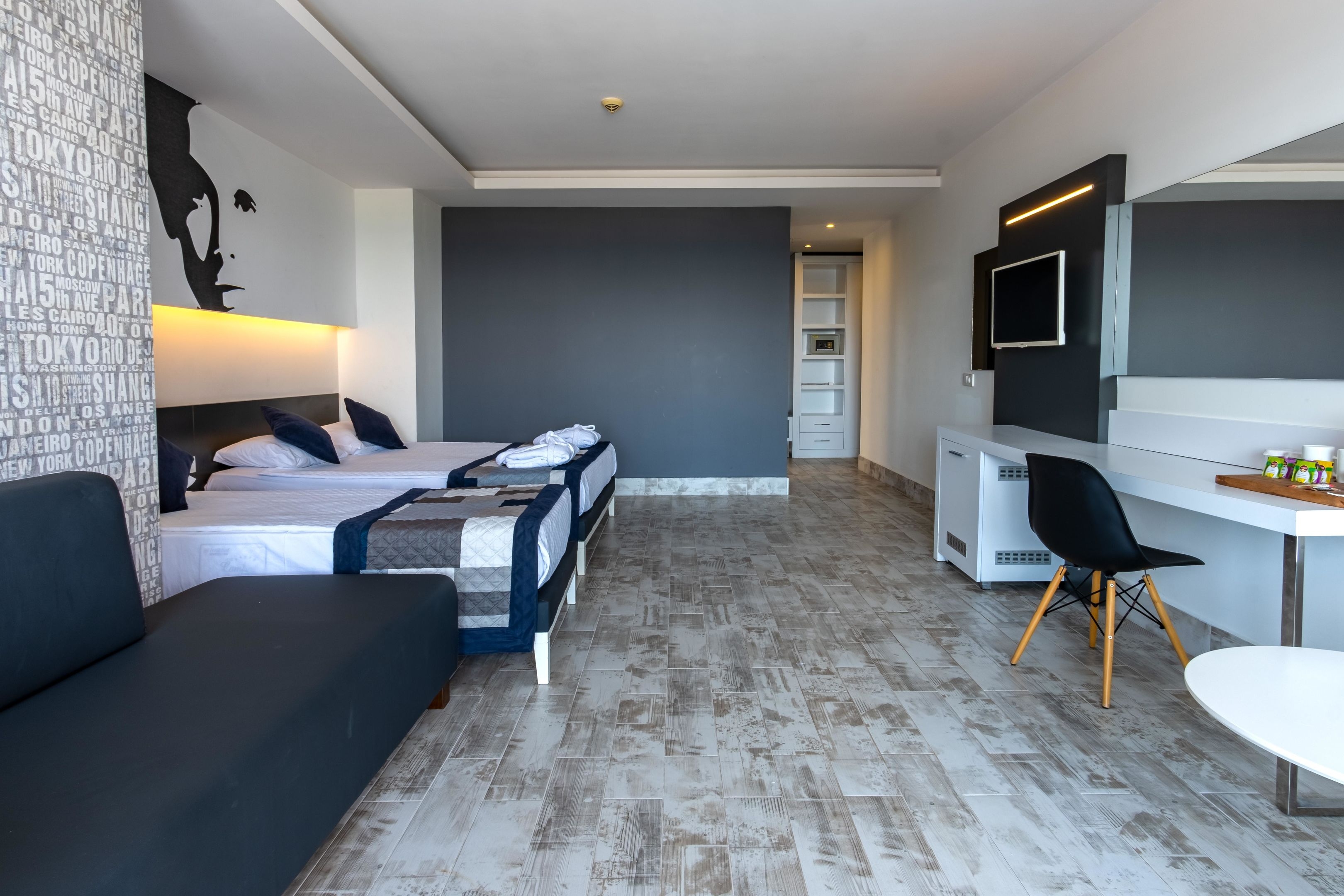 White City Beach Hotel107