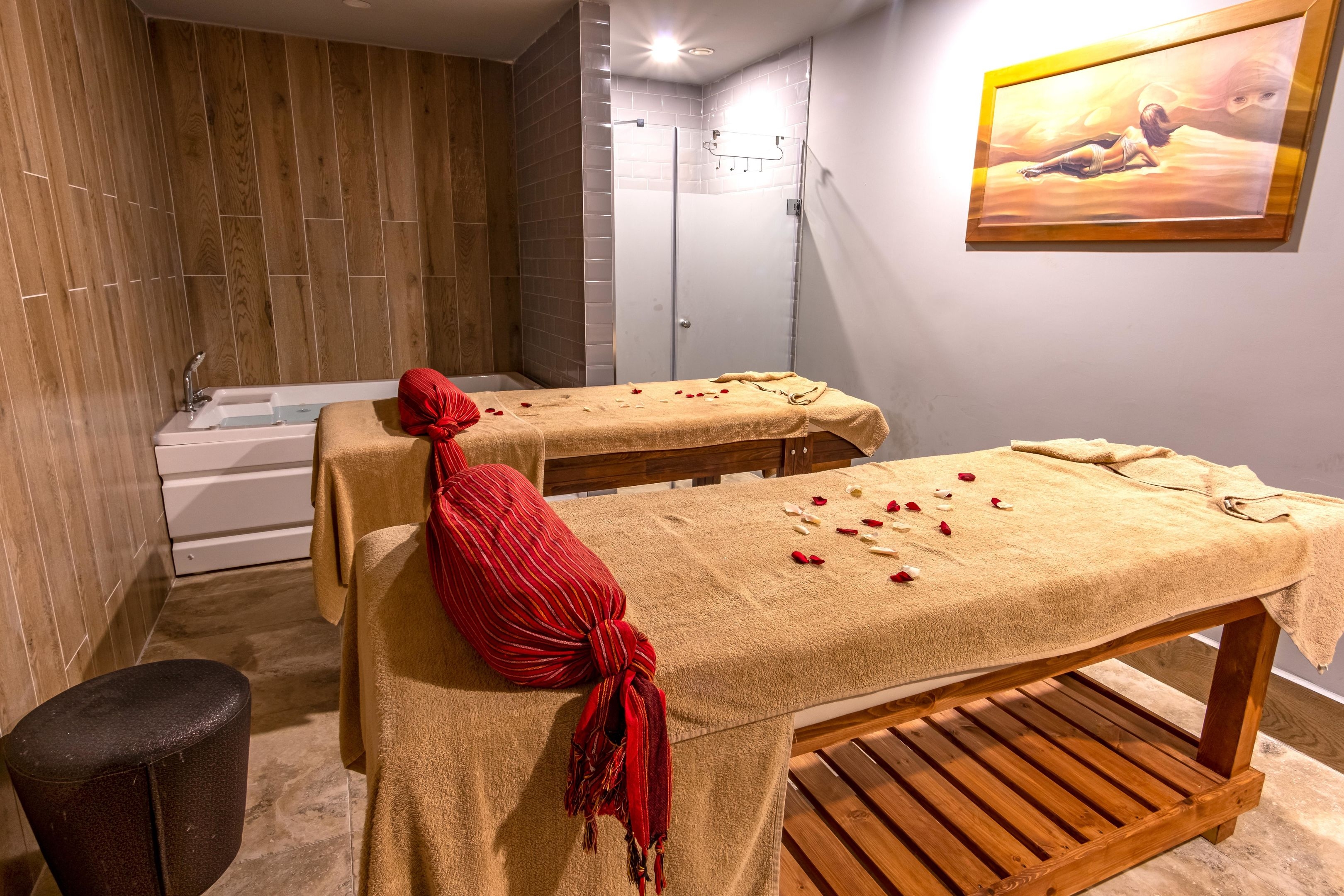 White City Beach Hotel2