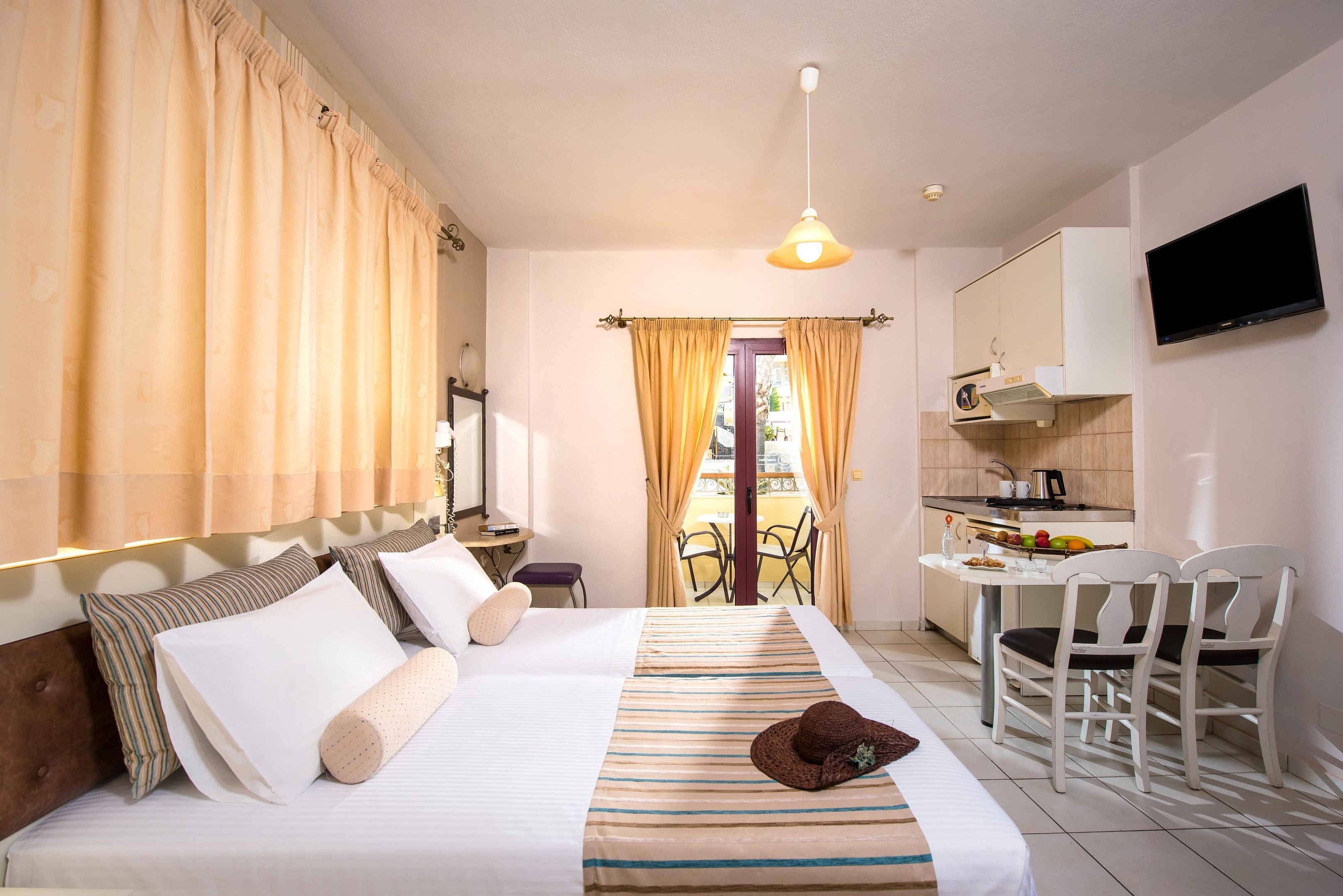 Bella Elena Apartments24
