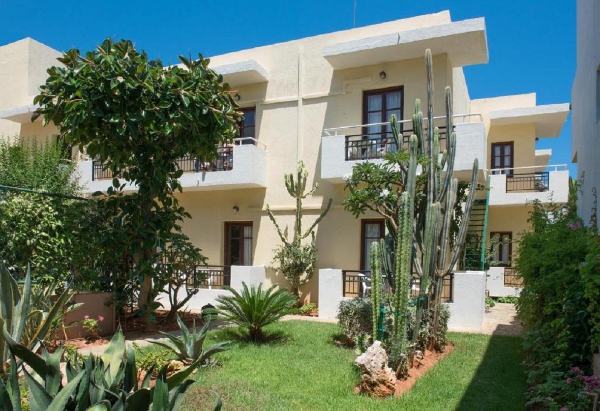 Malia Mare14