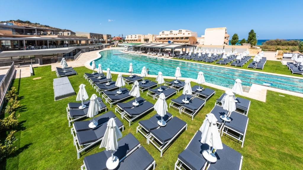 Kiani Beach Resort2