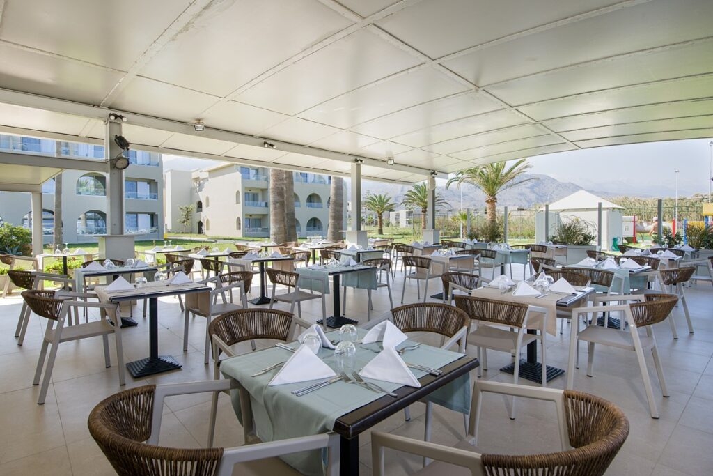 Vantaris Luxury Beach Resort19